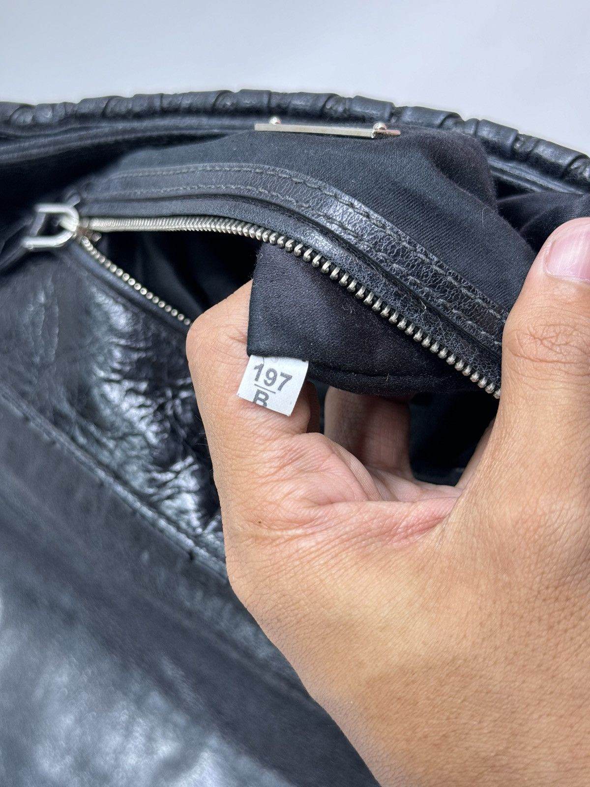 Miu Miu Miumiu - Matelasse Black Suplease Leather Bag Size ONE SIZE - 7 Thumbnail
