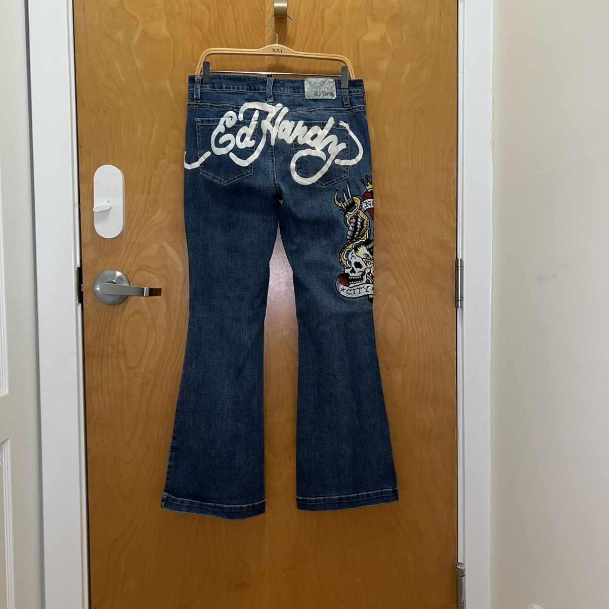 Ed Hardy Ed Hardy Embroidered Graphic Jeans Size 30 Size US 30 / EU 46 - 1 Thumbnail