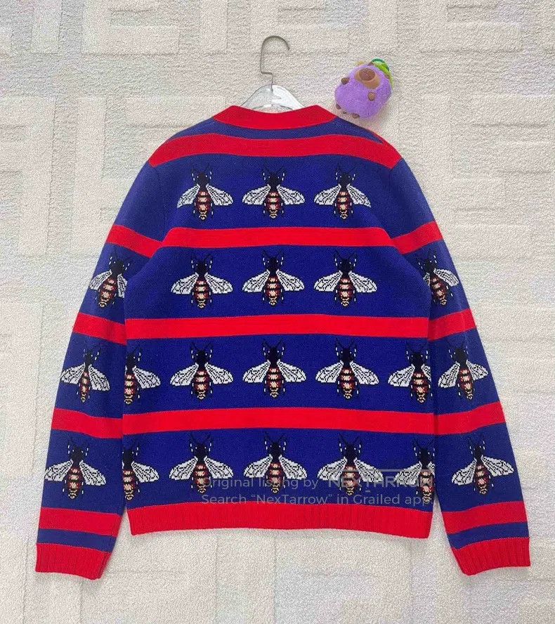 Gucci Gucci Blue and red colour block full print little bee knit Size L / US 10 / IT 46 - 2 Thumbnail