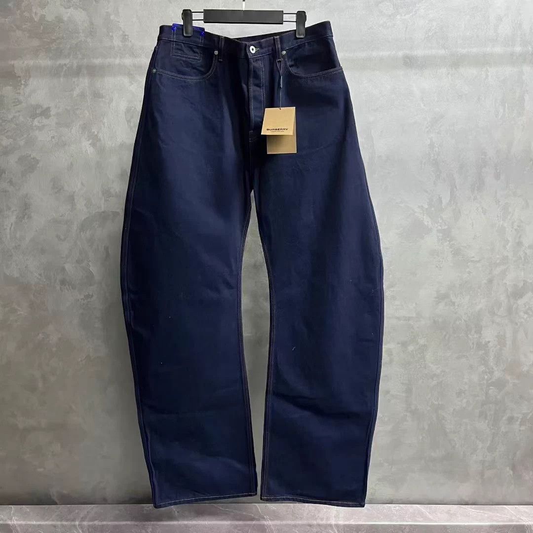 Burberry Burberry Deep Blue Straight Flared Jeans 34 Size US 34 / EU 50 - 1 Thumbnail