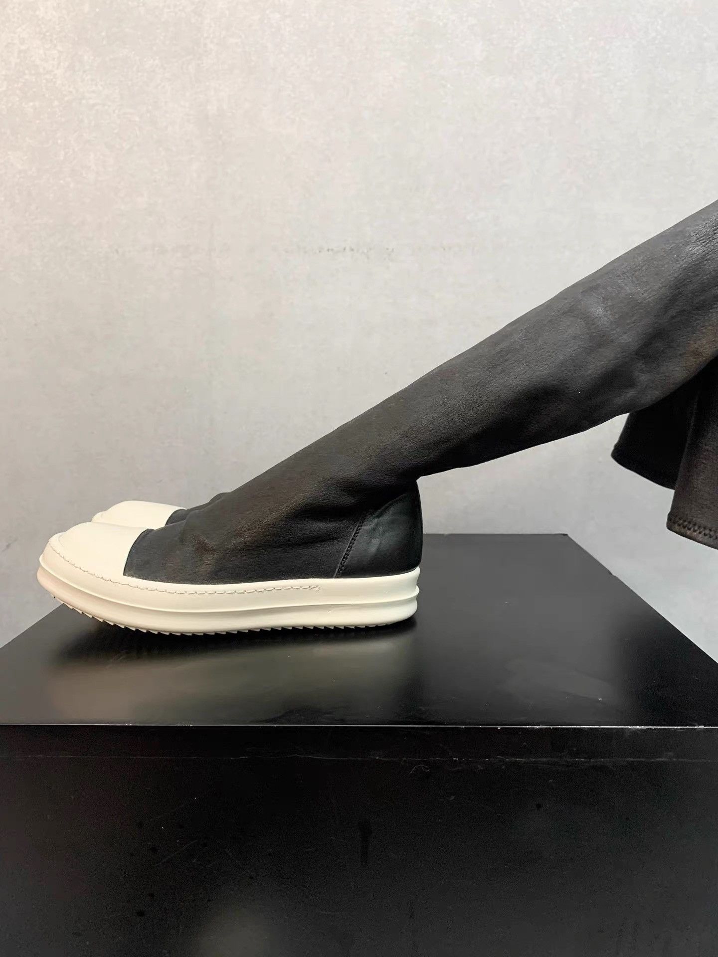 Rick Owens Rick Owens Mainline Lambskin Over-the-Knee Boots K34 Size US 5 / IT 35 - 5 Thumbnail