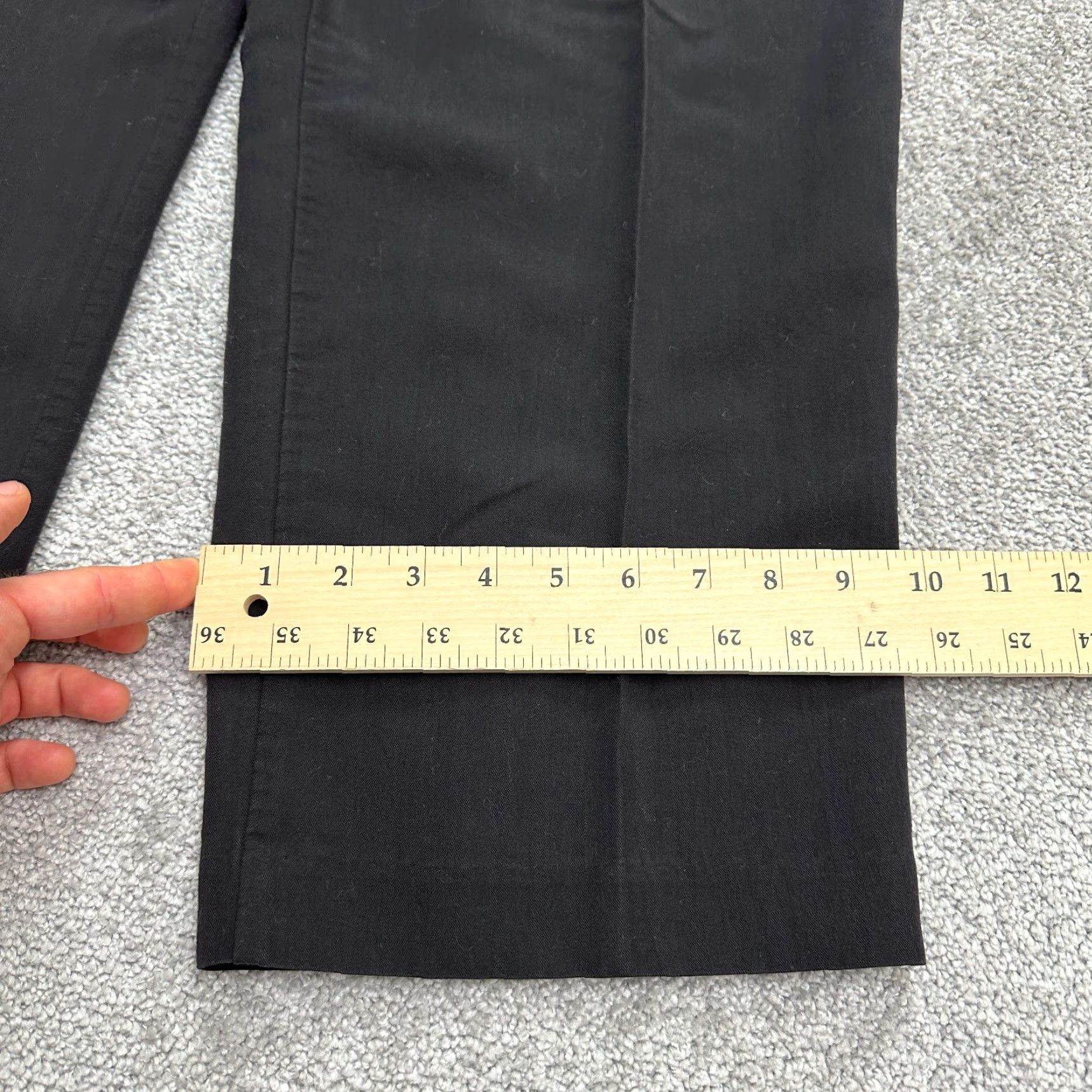 Vintage Alfred Dunner Pants Womens 14 Black Elastic Waist Workwear Straight Leg 32 Inseam 25.5 in Premium Shirt? Size 36" / US 14 / IT 50 - 6 Thumbnail
