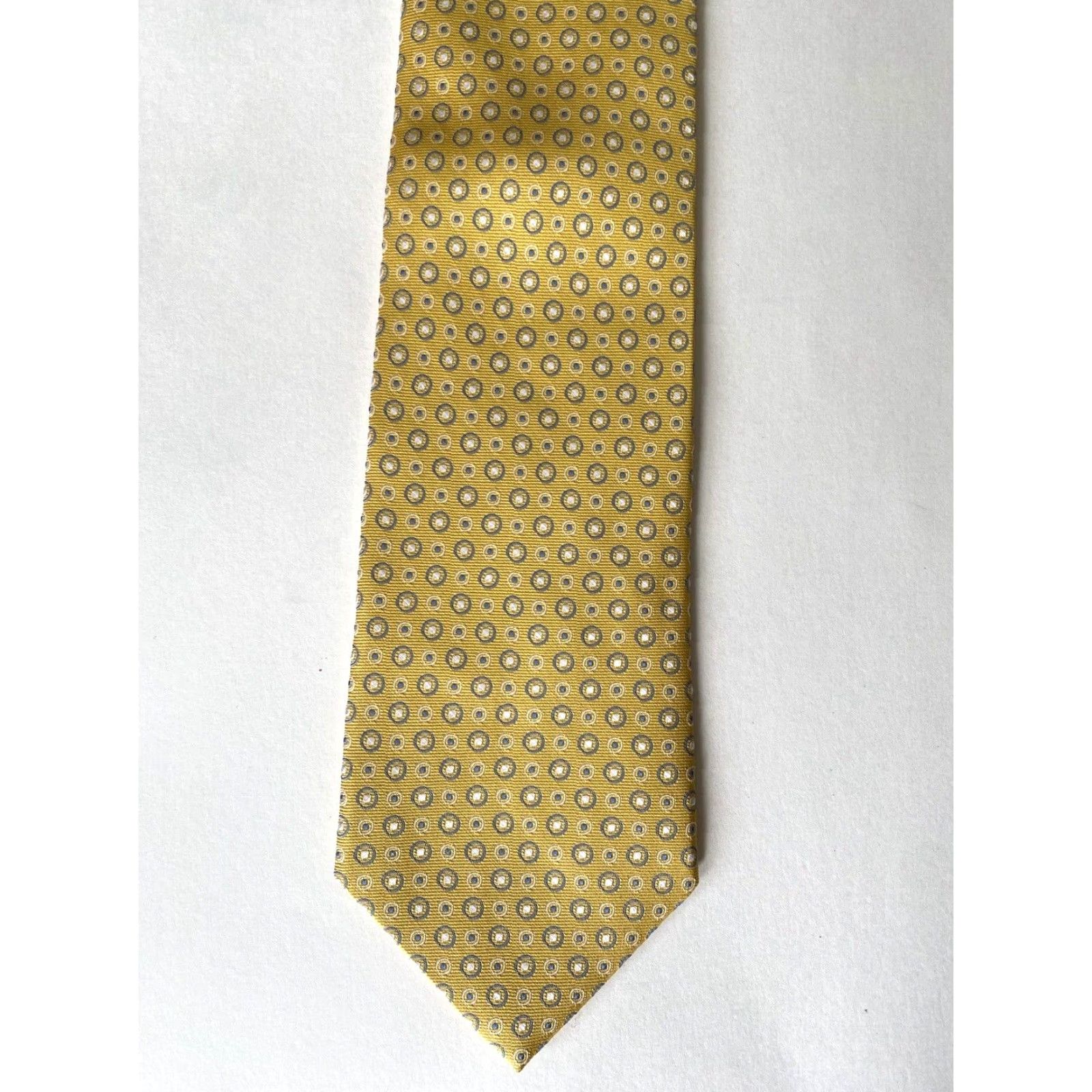 Brooks Brothers Brooks Brothers Silk Tie Polka Dot Stain Resistant Woven in England Made in USA Men's Classic Tie Yellow 100% Silk Size ONE SIZE - 4 Thumbnail