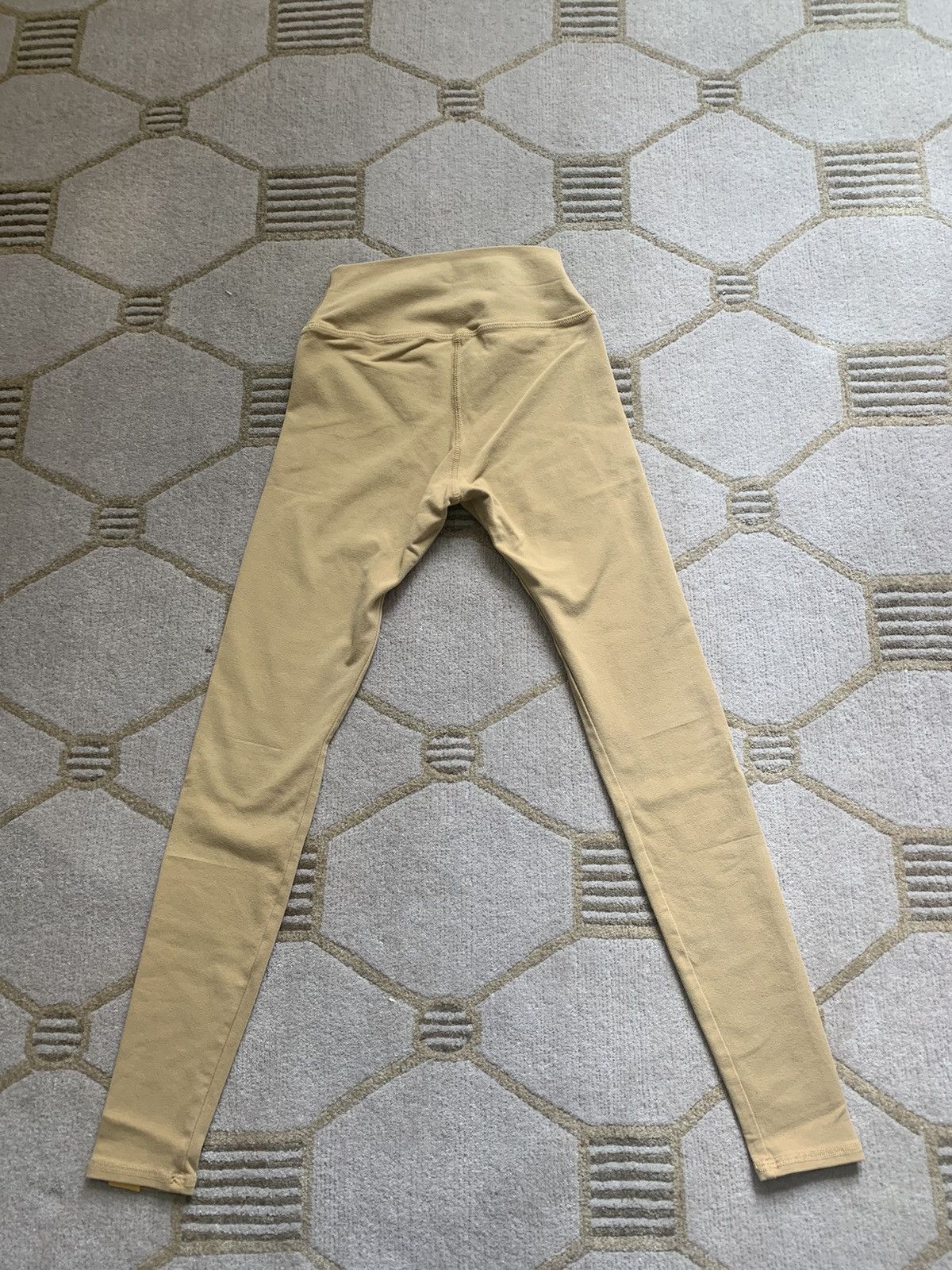 Other Yellow Label Co. Leisure Leggings Size XS in Camel Size 25" / US 0 / IT 36 - 5 Thumbnail