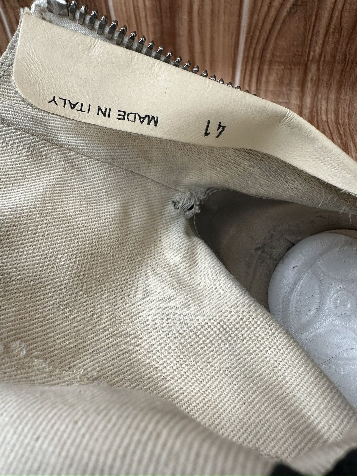 Rick Owens RARE* Rick Owens DRKSHDW Sneaks CHALK WHITE Hightop Sneaks Size US 8.5 / EU 41-42 - 17 Thumbnail