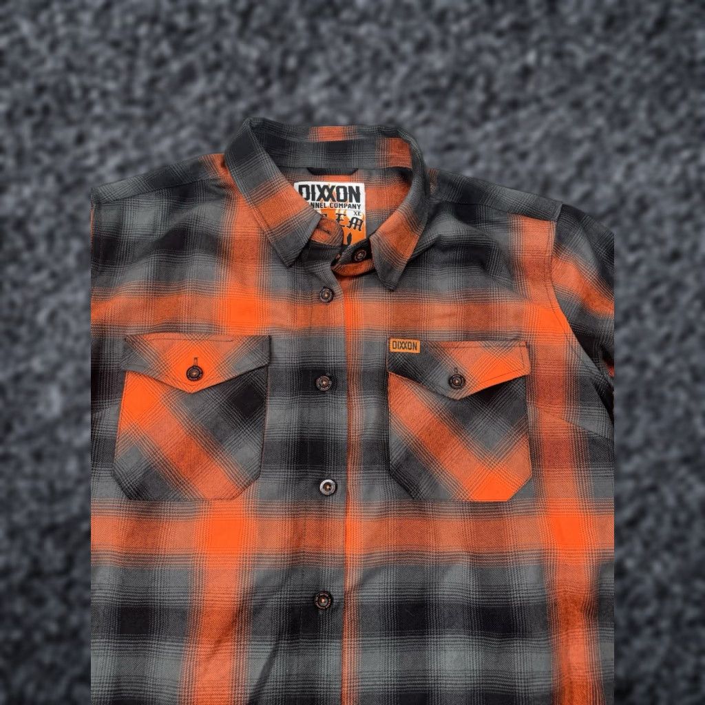 Vintage Dixxon Flannel Company Salem 13 Flannel Shirt Womens XL Orange / Black Button-Up Plaid Long Sleeve Womens Pockets Casual Vintage: No Size XL / US 12-14 / IT 48-50 - 1 Thumbnail