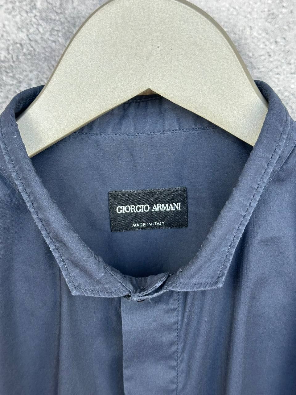 Giorgio Armani Giorgio Armani Navy Hidden Placket Dress Shirt Stretch Size US M / EU 48-50 / 2 - 13 Thumbnail