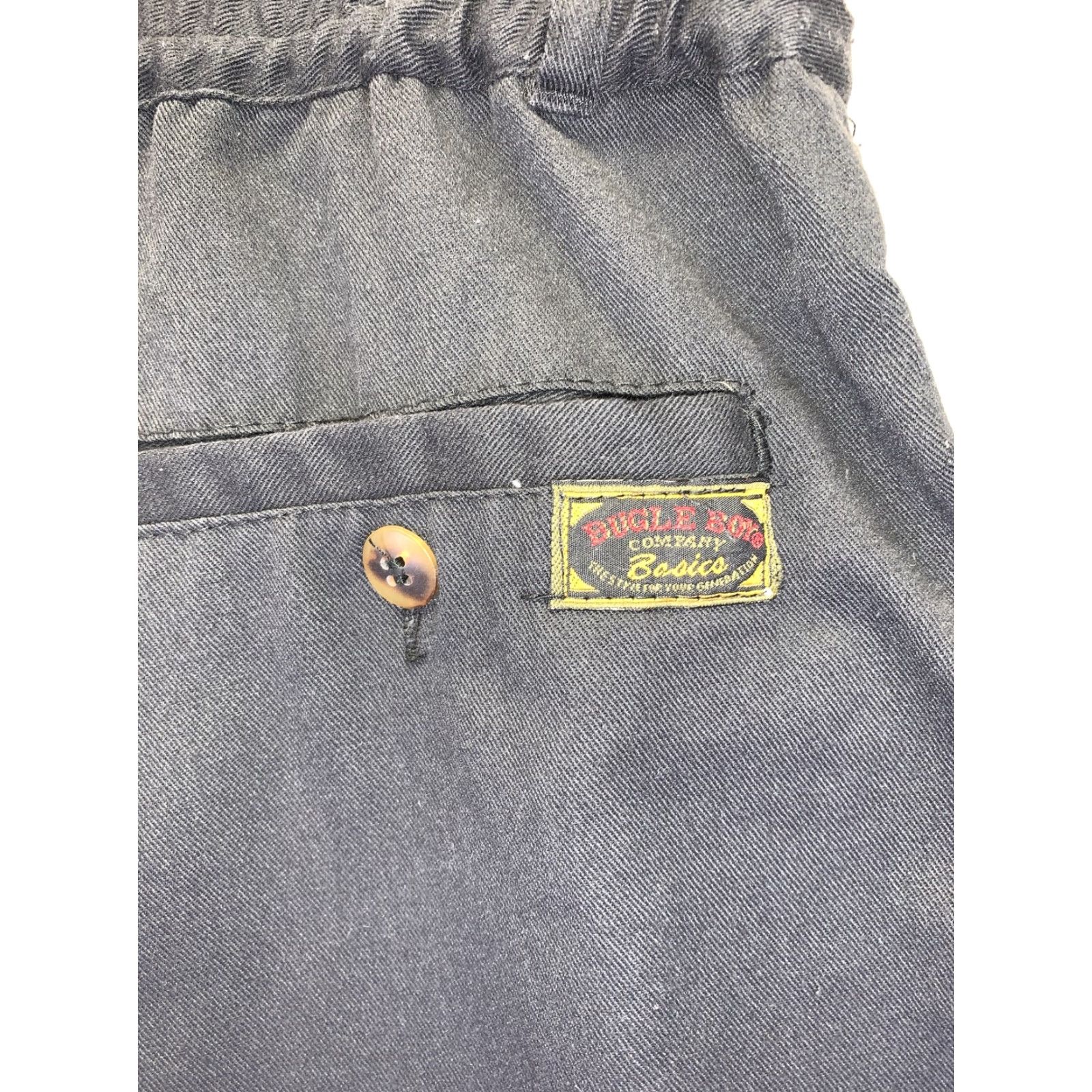 Bugle Boy VINTAGE Bugle Boy Mens Bermuda Shorts Black Pleated Front 36 Regular 9in Inseam 1980-90s 90s Logo Accents Size US 36 / EU 52 - 6 Thumbnail