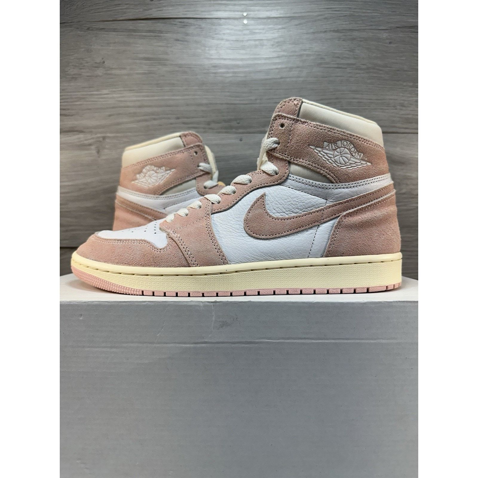Jordan Brand Air Jordan 1 Retro OG High Washed Pink W - Size 11w/9.5m Size US 11 / IT 41 - 1 Thumbnail