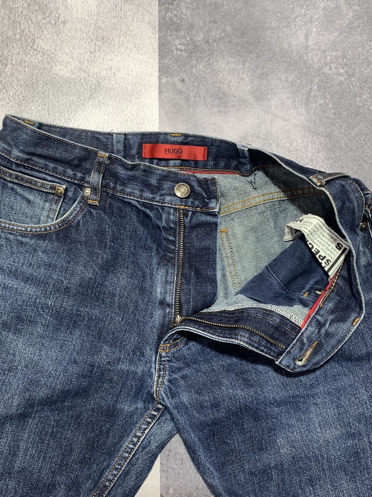 Hugo Boss × Vintage Vintage Y2K Hugo Boss denim shorts streetwear size 31 Size US 31 - 4 Thumbnail