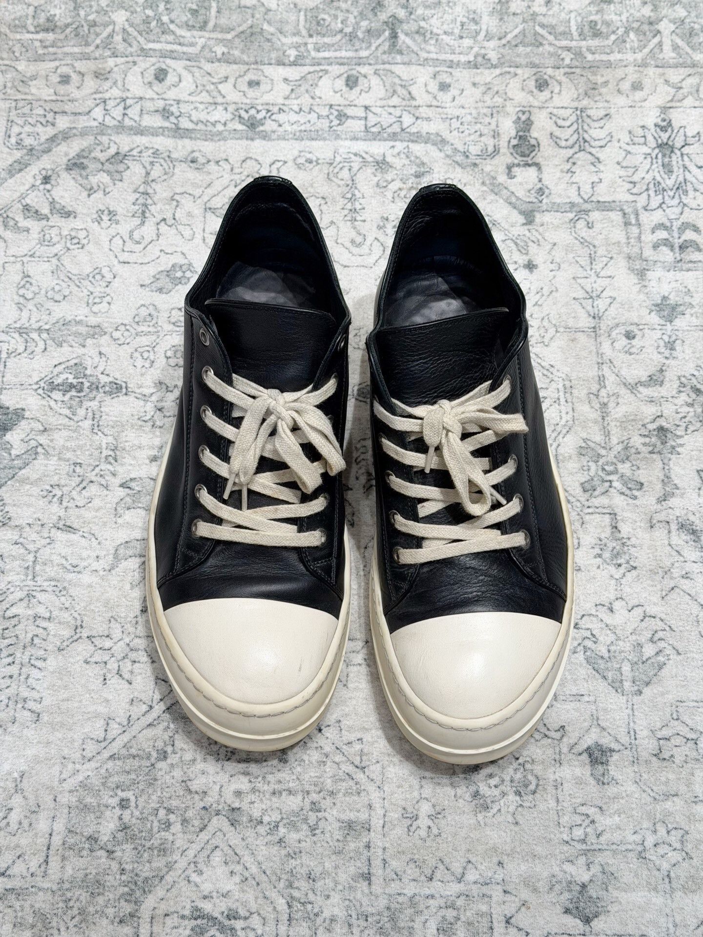 Rick Owens Rick Owens x Converse Leather Low Top Size US 10 / EU 43 - 1 Thumbnail
