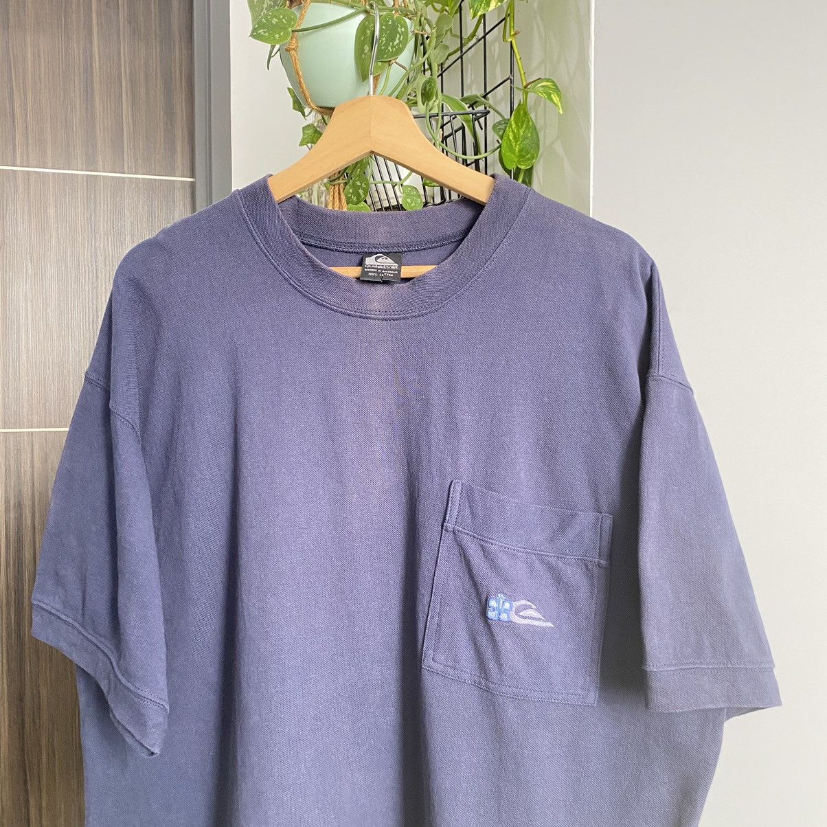 Quiksilver Thrashed Faded Vintage 90s Quiksilver Australia Surf ERD TEE Size US XL / EU 56 / 4 - 1 Thumbnail