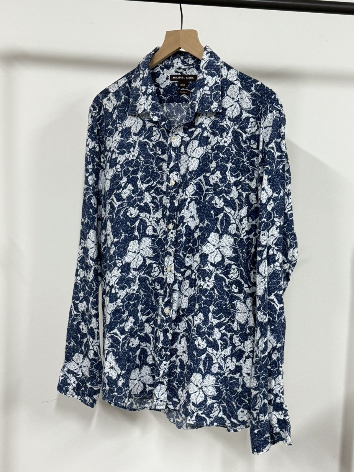 Michael Kors Michael Kors Blue Aloha Flower Floral Button Shirt Large Size US L / EU 52-54 / 3 - 1 Thumbnail