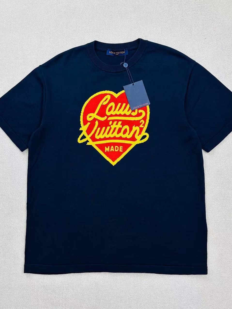 Louis Vuitton Louis Vuitton x NIGO Heart Logo T-Shirt Size XL Size US XL / EU 56 / 4 - 1 Thumbnail