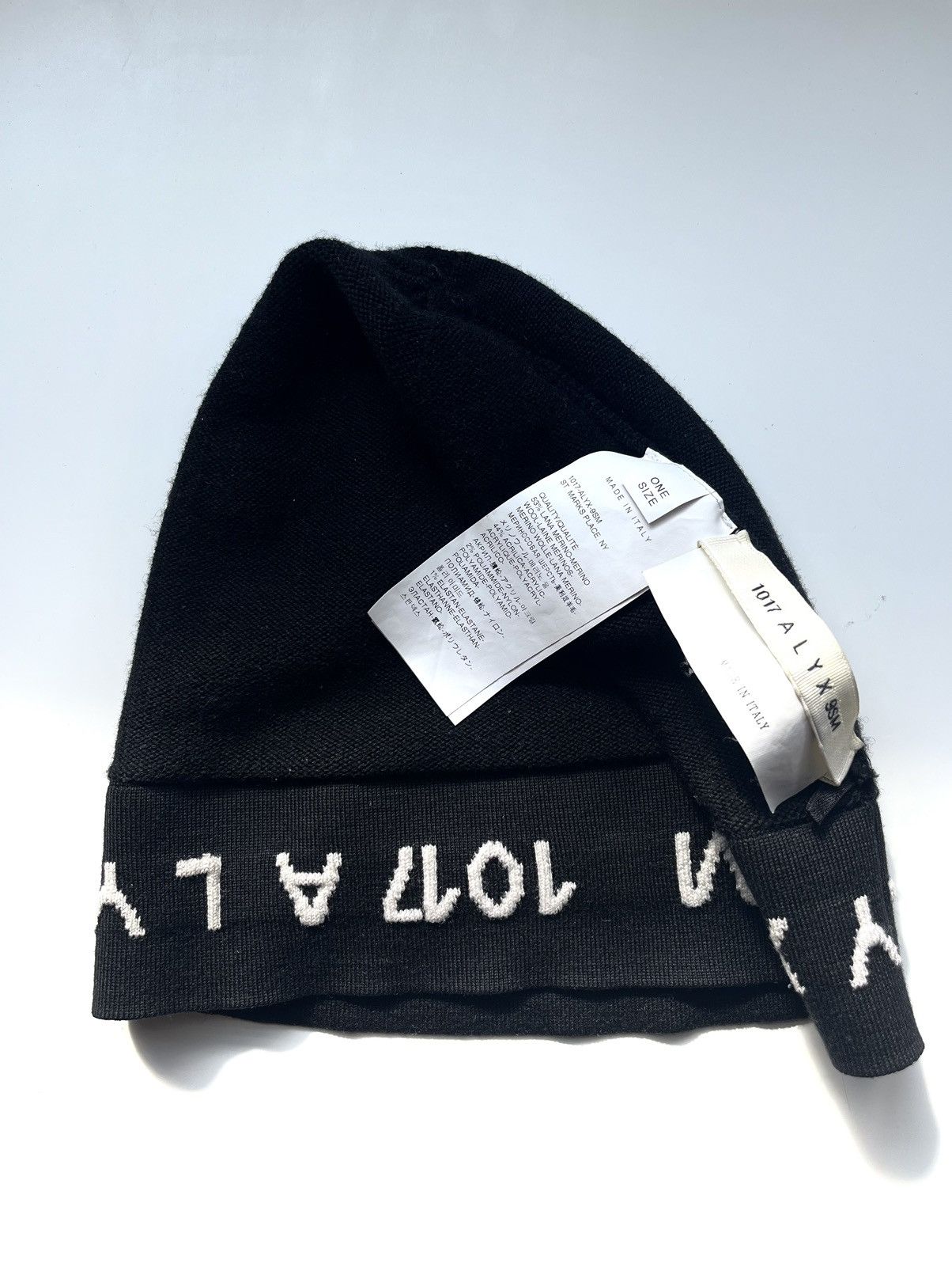 1017 ALYX 9SM 1017 Alyx Jacquard Print Beanie Size ONE SIZE - 3 Thumbnail