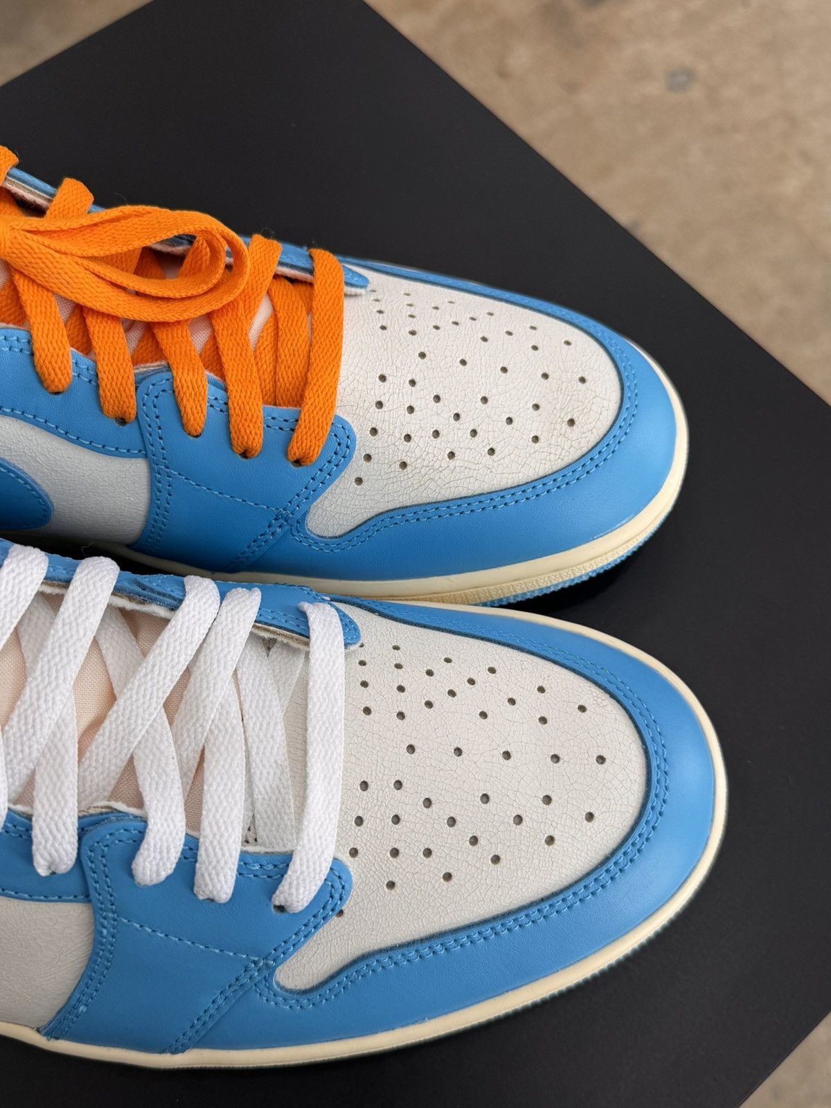 Jordan Brand Air Jordan 1 High UNC Reimagined Size 13 (2025) Size US 13 / EU 46 - 7 Thumbnail