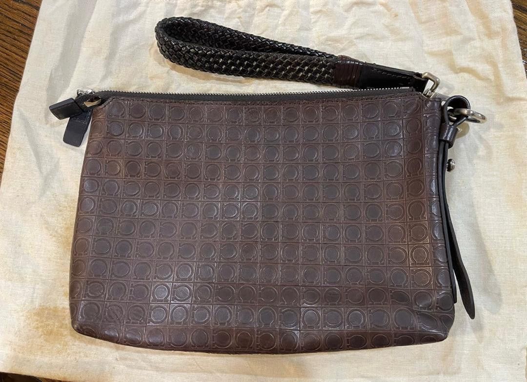Designer SALVATORE FERRAGAMO MEN'S MONOGRAM CLUTCH BAG Size ONE SIZE - 1 Thumbnail