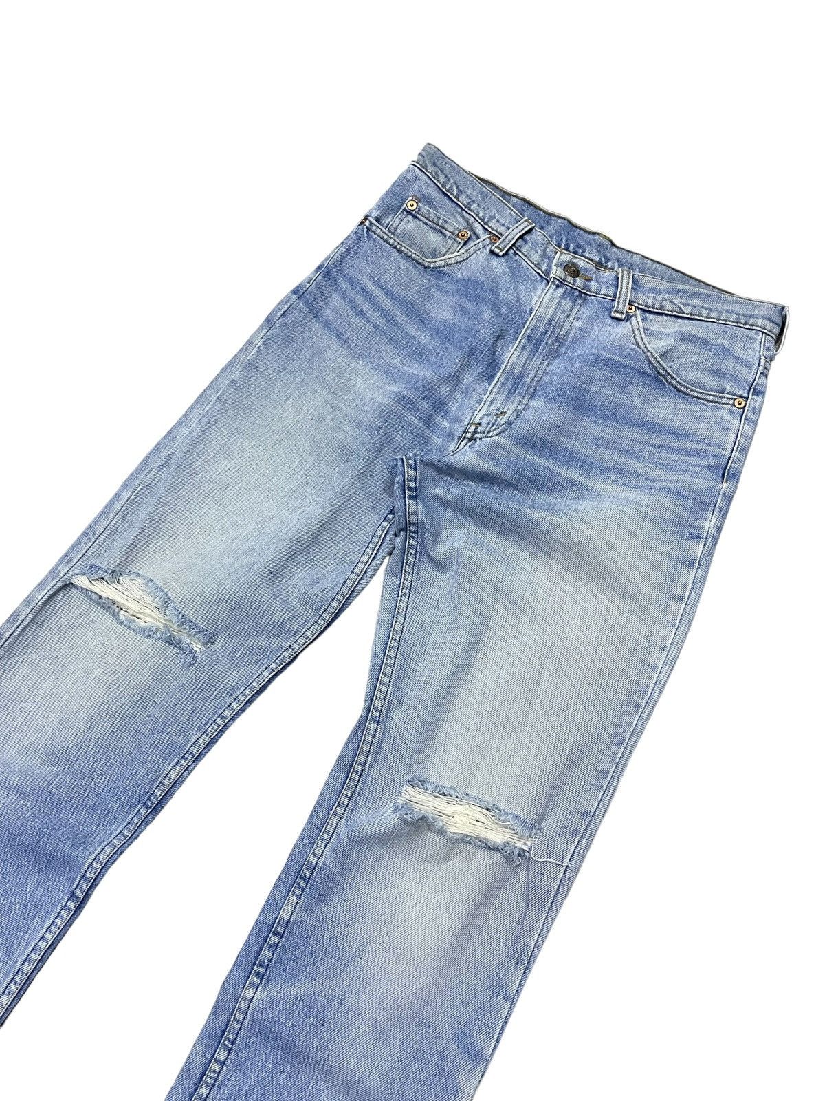 Levi's × Vintage Vintage Levis 606-0217 Tapered Cut Distressed Jeans Size US 32 / EU 48 - 3 Thumbnail