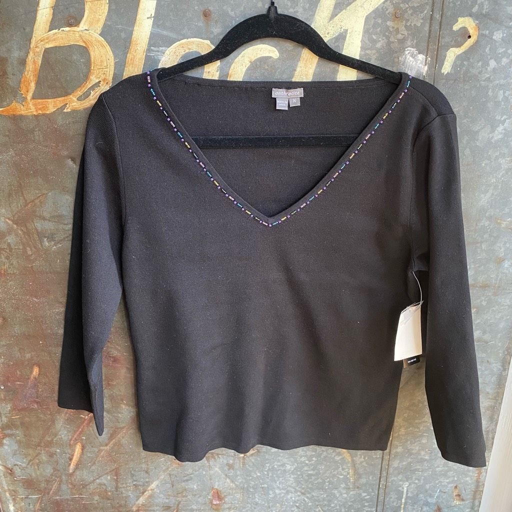 Anthracite NWT Black Beaded V-Neck Sweater Knit Blouse Size