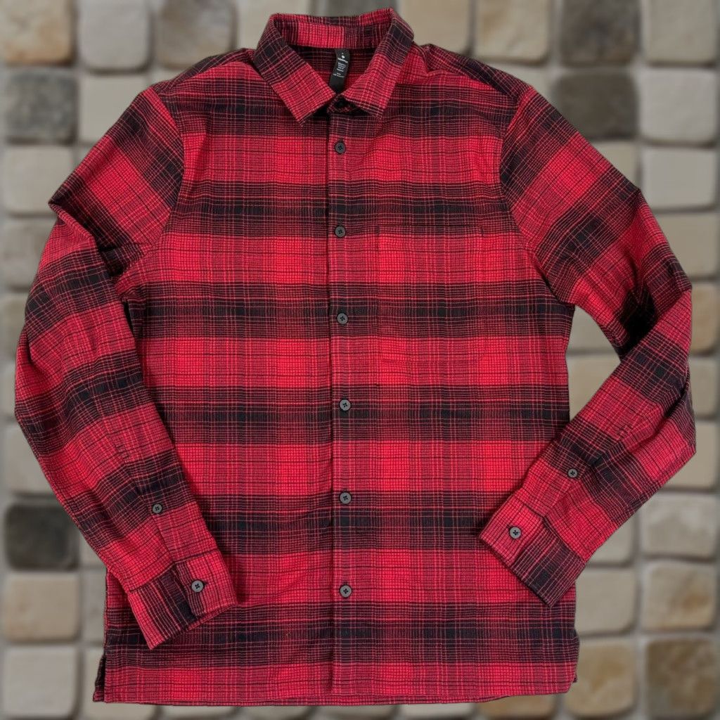 Lululemon Lululemon Mason's Peak Flannel Shirt Plaid Button-Up Mens Size S Red Size US S / EU 44-46 / 1 - 1 Thumbnail