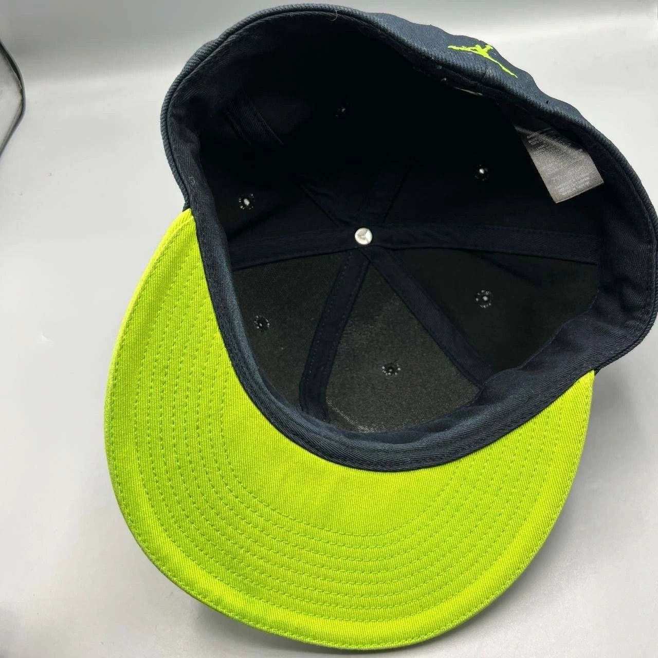 Jordan Brand Air Jordan Hat Men 7 1/8 Embroidered Jumpman Fitted Cap Size ONE SIZE - 2 Thumbnail