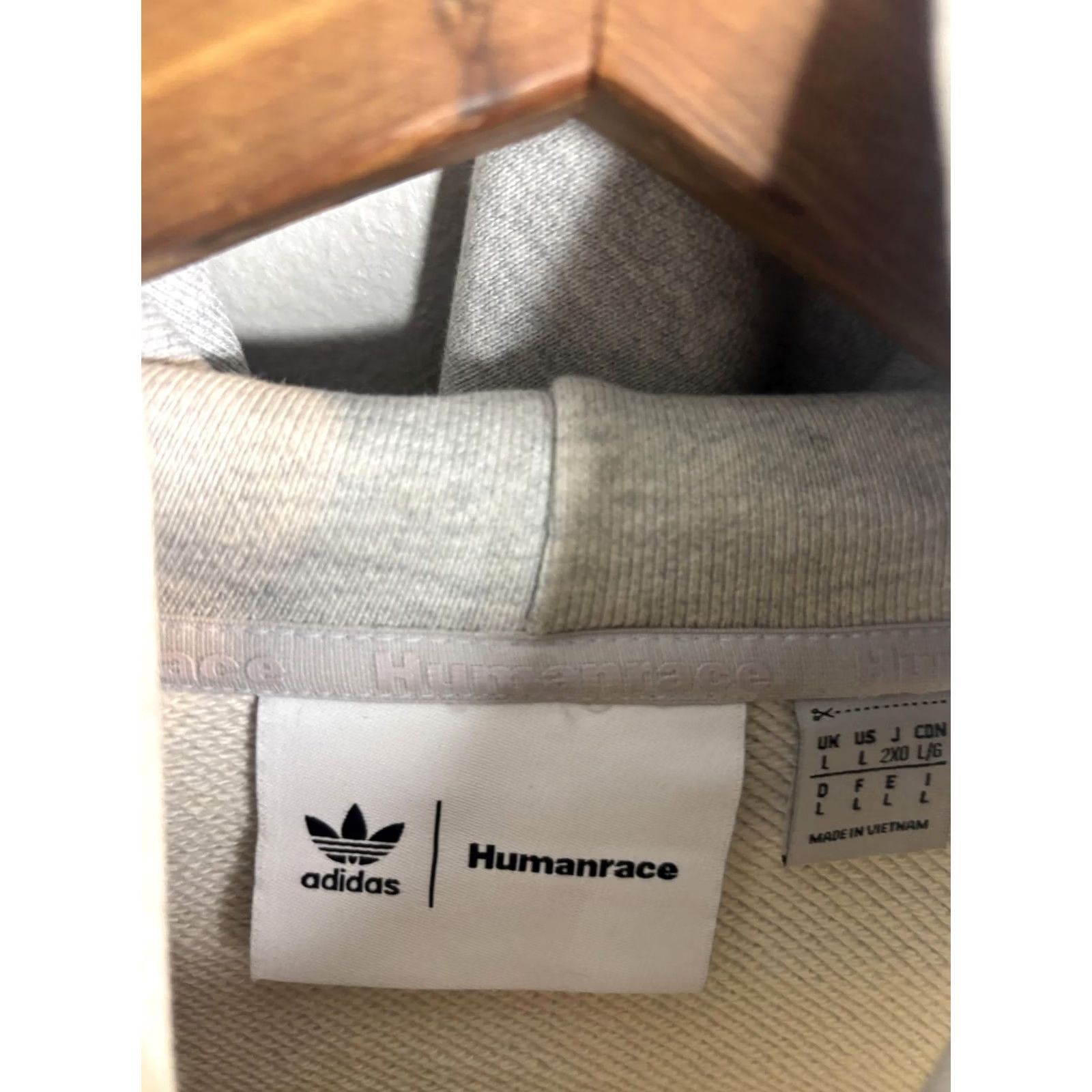 Adidas VINTAGE Adidas Humanrace Hoodie Mens L Gray Pullover Sweatshirt Size US L / EU 52-54 / 3 - 3 Thumbnail