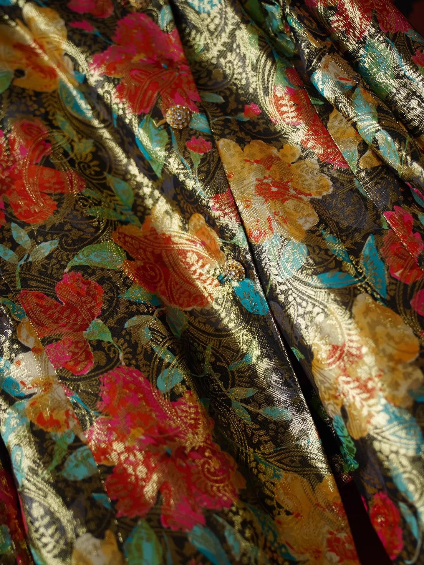Vintage Vintage Terry John Silk Gold Thread Asymmetric Blazer L Size L / US 10 / IT 46 - 8 Thumbnail