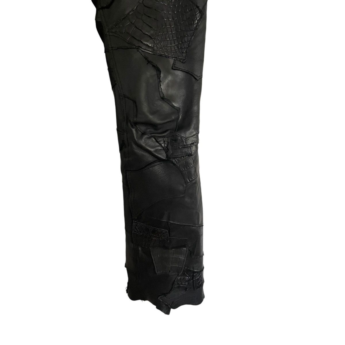 Yasuyuki Ishii Yasuyuki Ishii leather patchwork pants Size US 30 / EU 46 - 5 Thumbnail