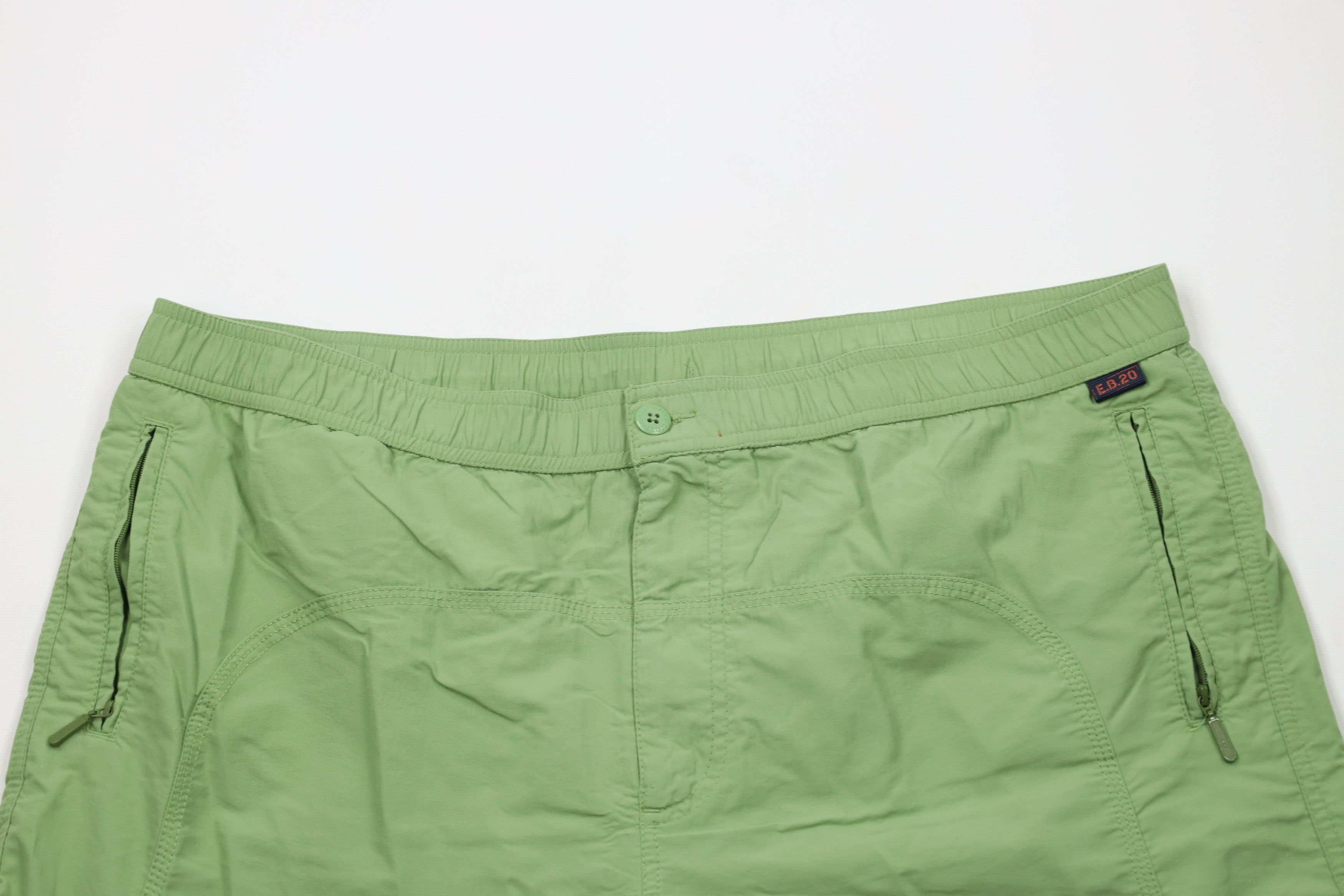 Eddie Bauer × Vintage Vintage Eddie Bauer Above Knee Cargo Shorts Light Green Size US 36 / EU 52 - 2 Thumbnail