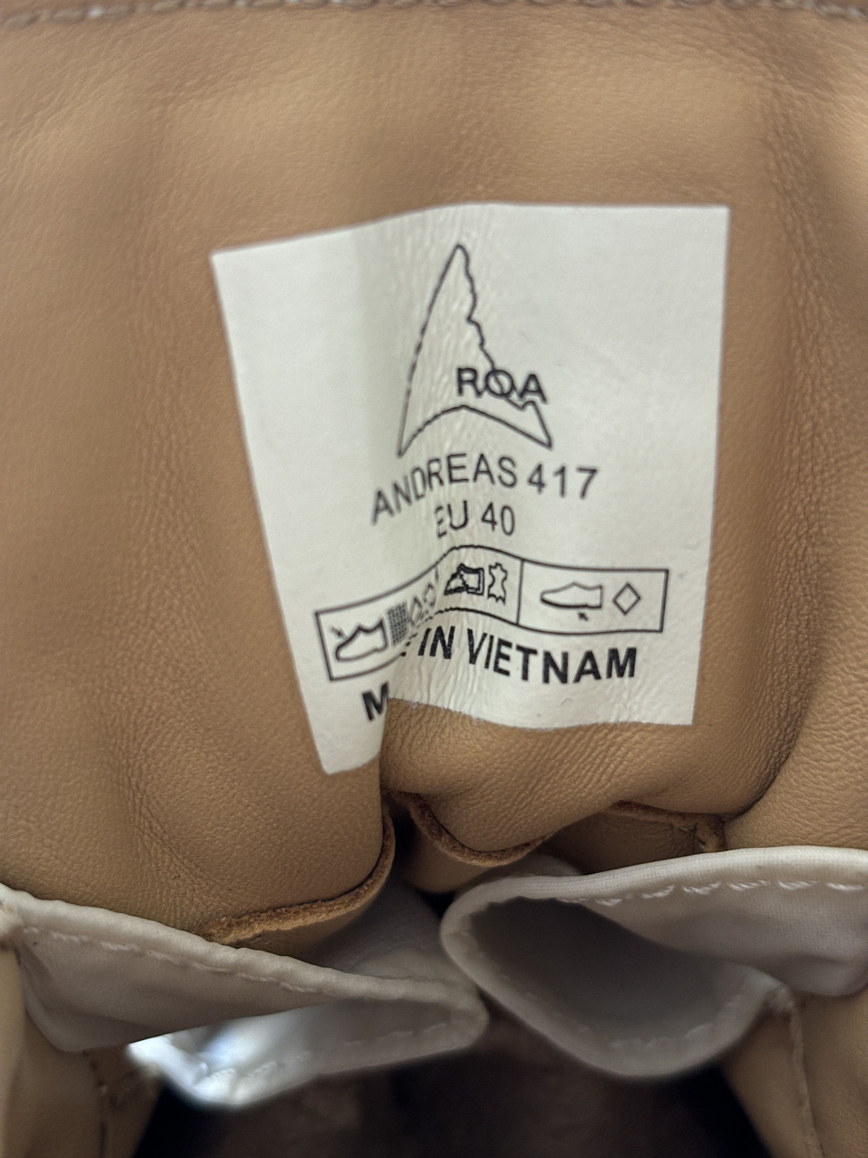 ROA ⚡️QUICK SALE⚡️ROA Andreas Cream/Black Hiking Boots Size US 7 / EU 40 - 11 Thumbnail