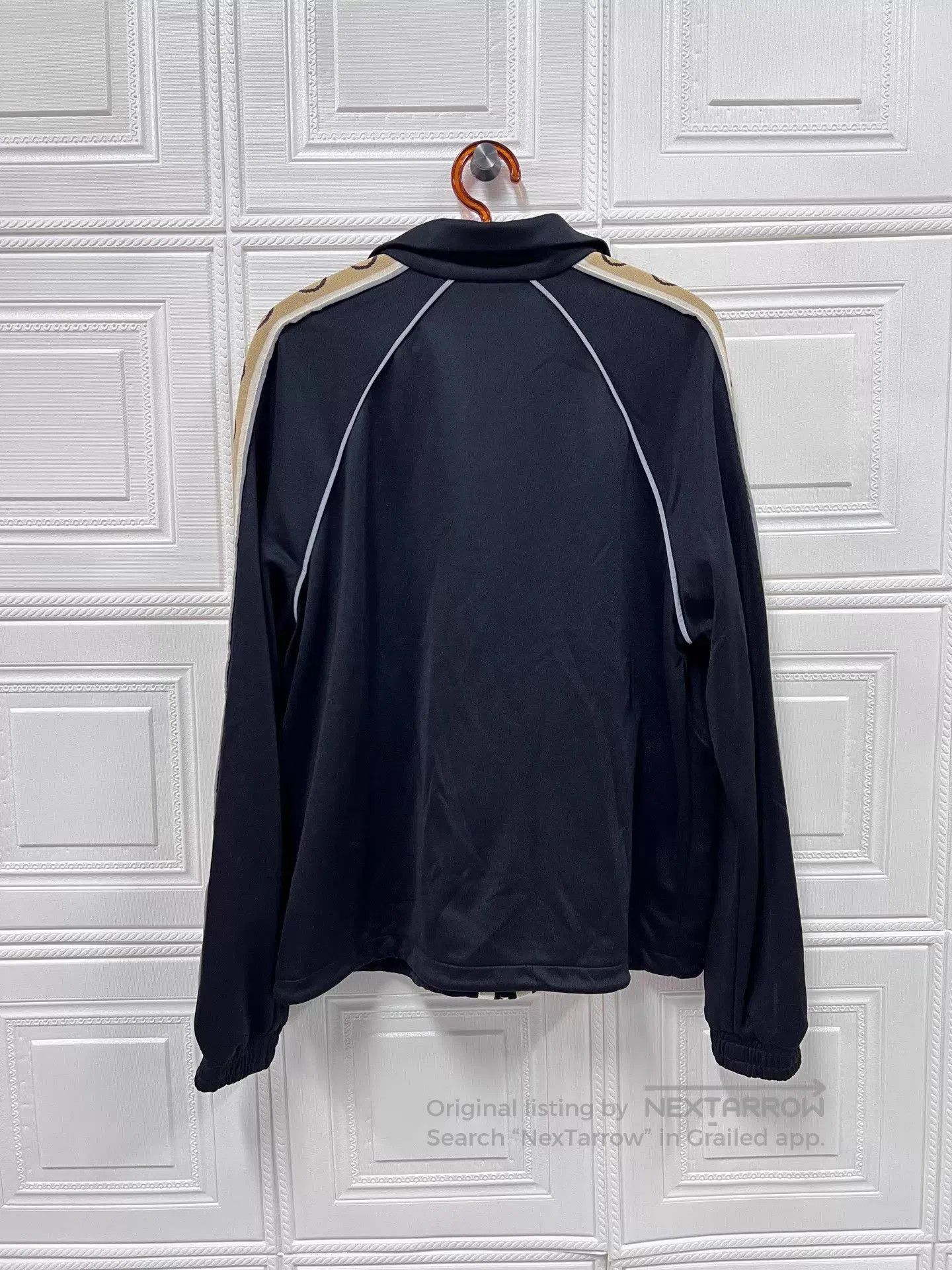 Gucci Black Zip-Up Sweatshirt with Stripe Detail XS. Size US XS / EU 42 / 0 - 2 Thumbnail