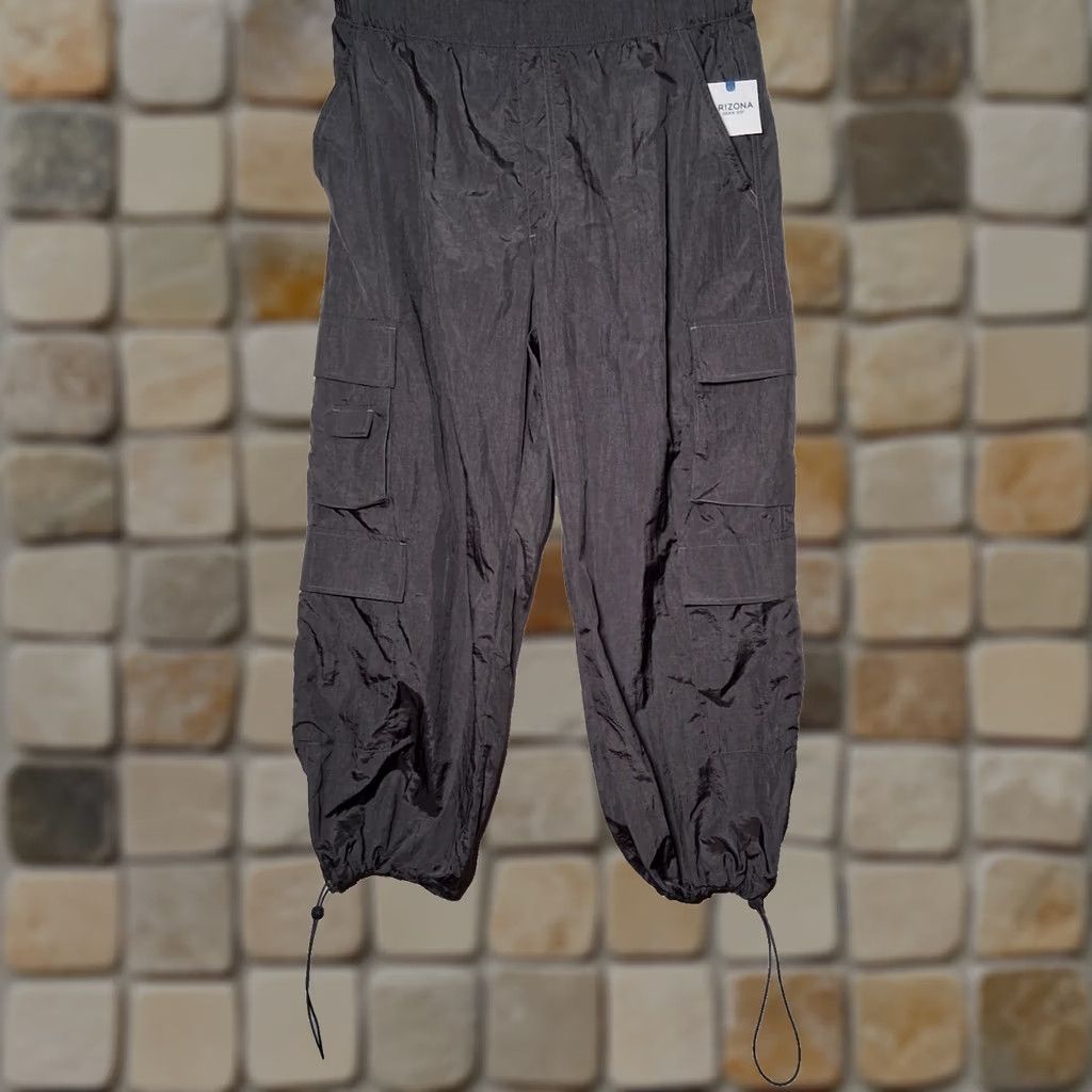 Vintage VINTAGE Arizona Jeans Parachute Pants Women XL Gray Nylon Baggy Wide-Leg Size 40" / US 18 - 1 Thumbnail
