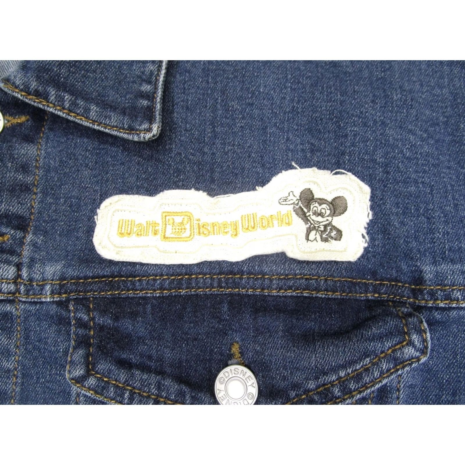 Disney Disney Mickey Mouse Denim Jacket Men XL Blue Walt Disney World Patch Parks Trucker Jacket Size US XL / EU 56 / 4 - 3 Thumbnail