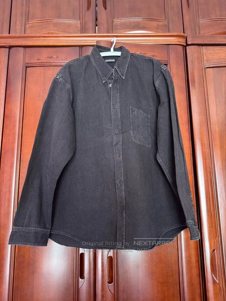 Balenciaga Balenciaga size 41 Back Green Logo Denim Jacket Size US S / EU 44-46 / 1 - 1 Thumbnail