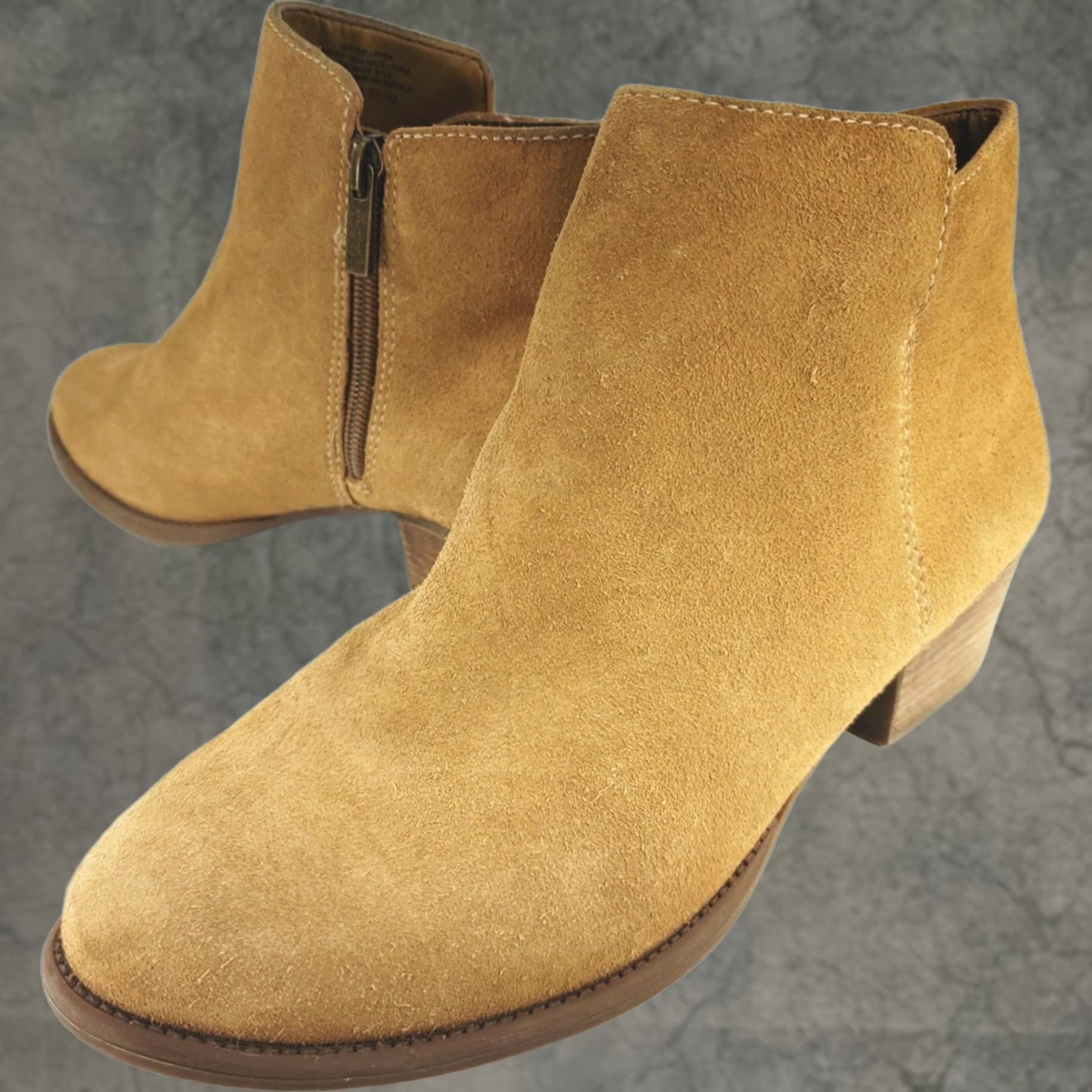 Jessica Simpson JESSICA Simpson Delaine Women's Ankle Boots Tan Suede Leather Block Heel Zip 9.5M Boots Size US 10 / IT 40 - 1 Thumbnail