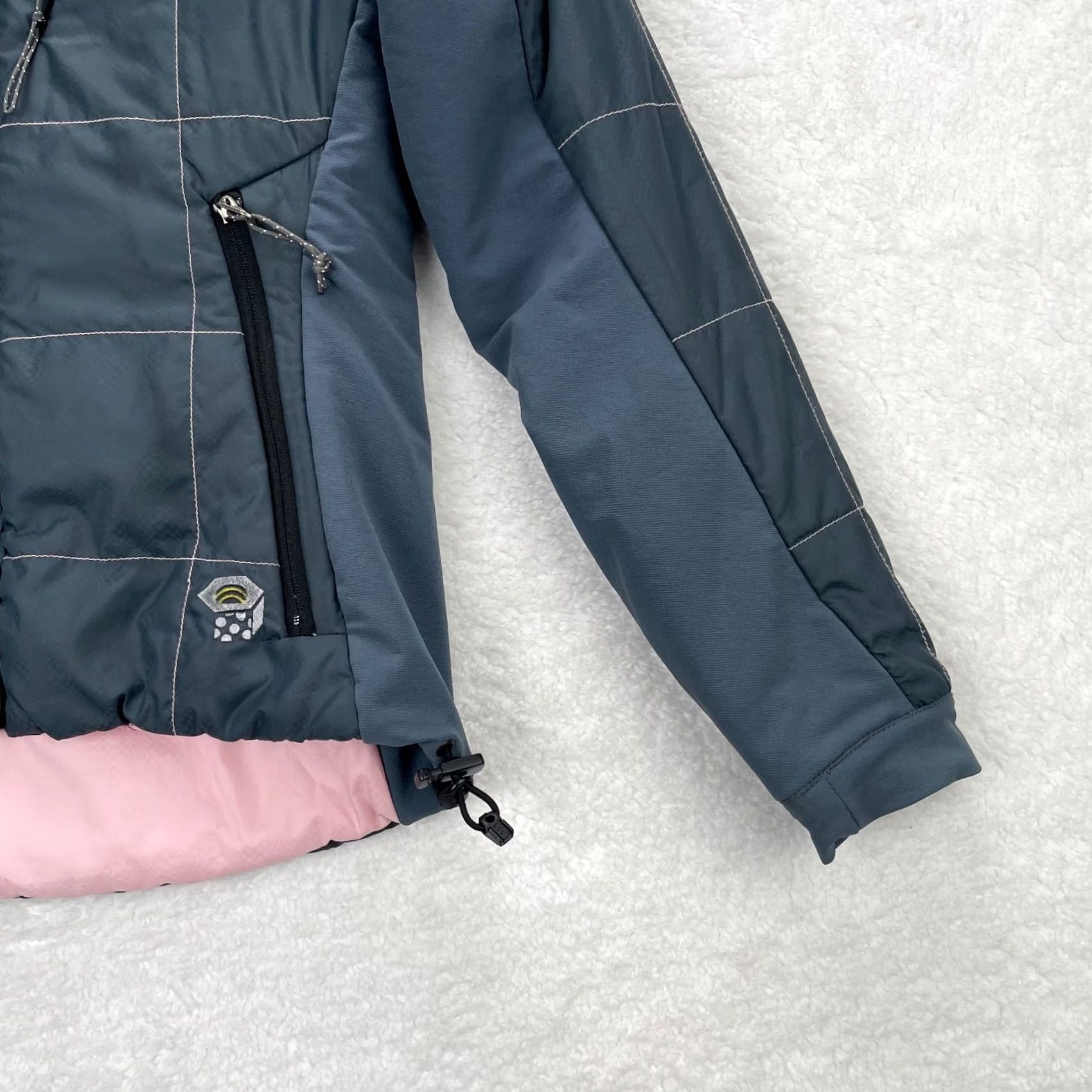 Mountain Hardwear VINTAGE Mountain Hardwear Jacket Womens 6 Gray Pink Coat Puffer Reversible Quilted Hike Size M / US 6-8 / IT 42-44 - 2 Thumbnail
