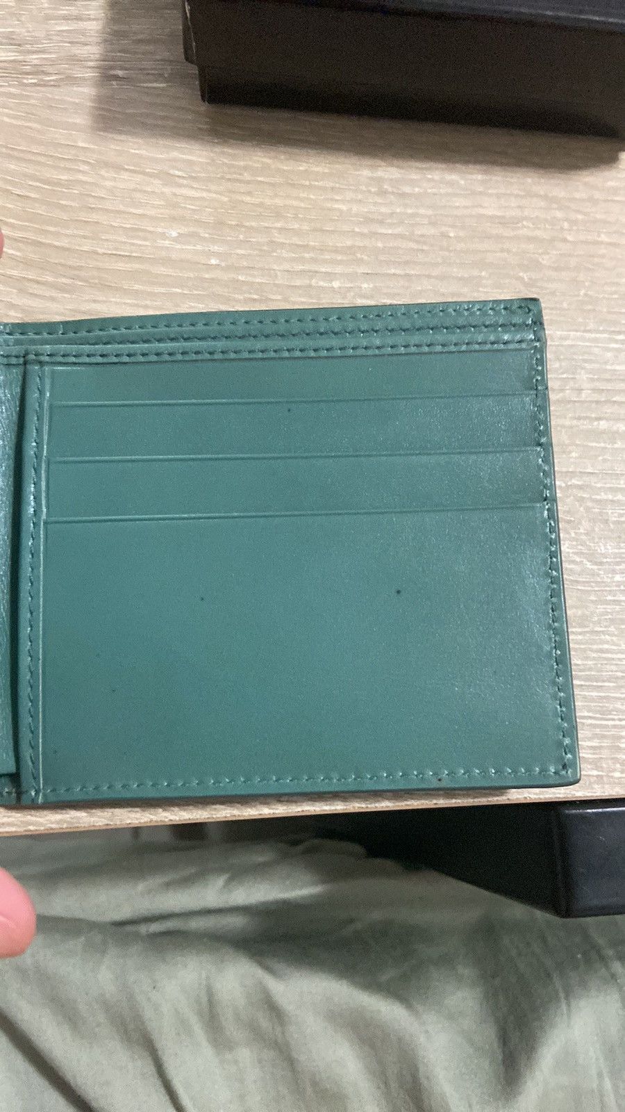 Yves Saint Laurent Vintage Yves Saint Laurent Green Embossed Leather Wallet Size ONE SIZE - 4 Thumbnail