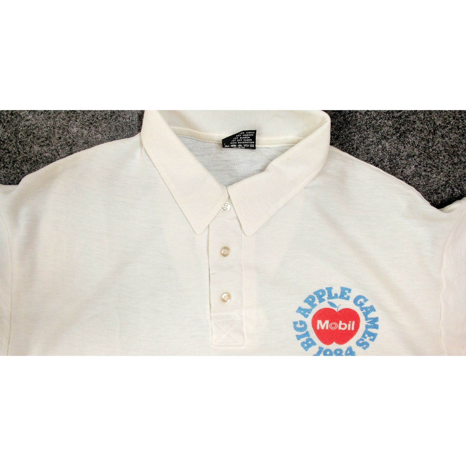 Vintage Screen Stars Vintage 1984 Mobil Oil Boxy Polo Shirt Size US M / EU 48-50 / 2 - 10 Thumbnail