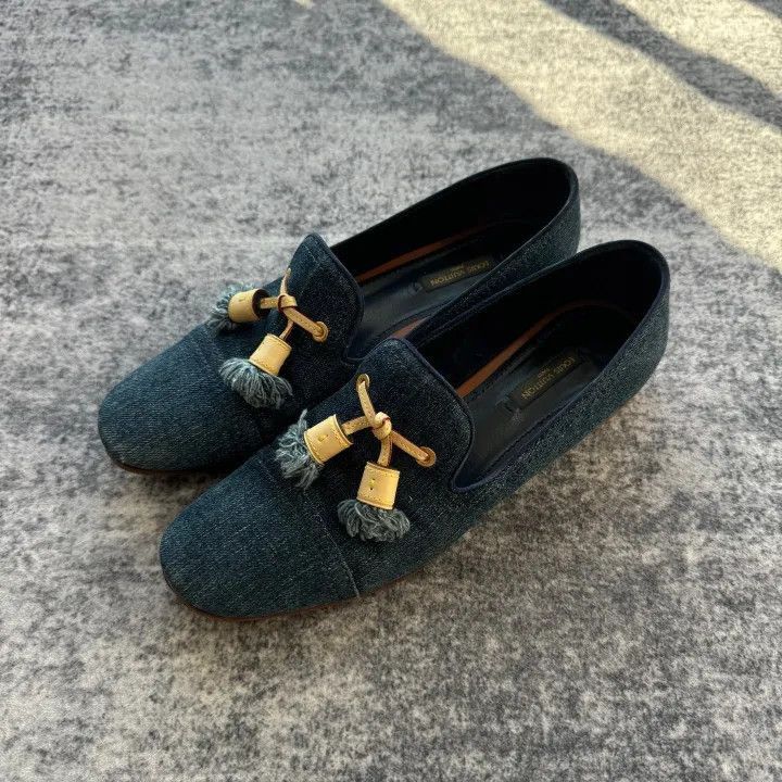 Louis Vuitton Louis Vuitton Stylish Denim Loafers for Women -2508 Size US 7 / IT 37 - 1 Thumbnail