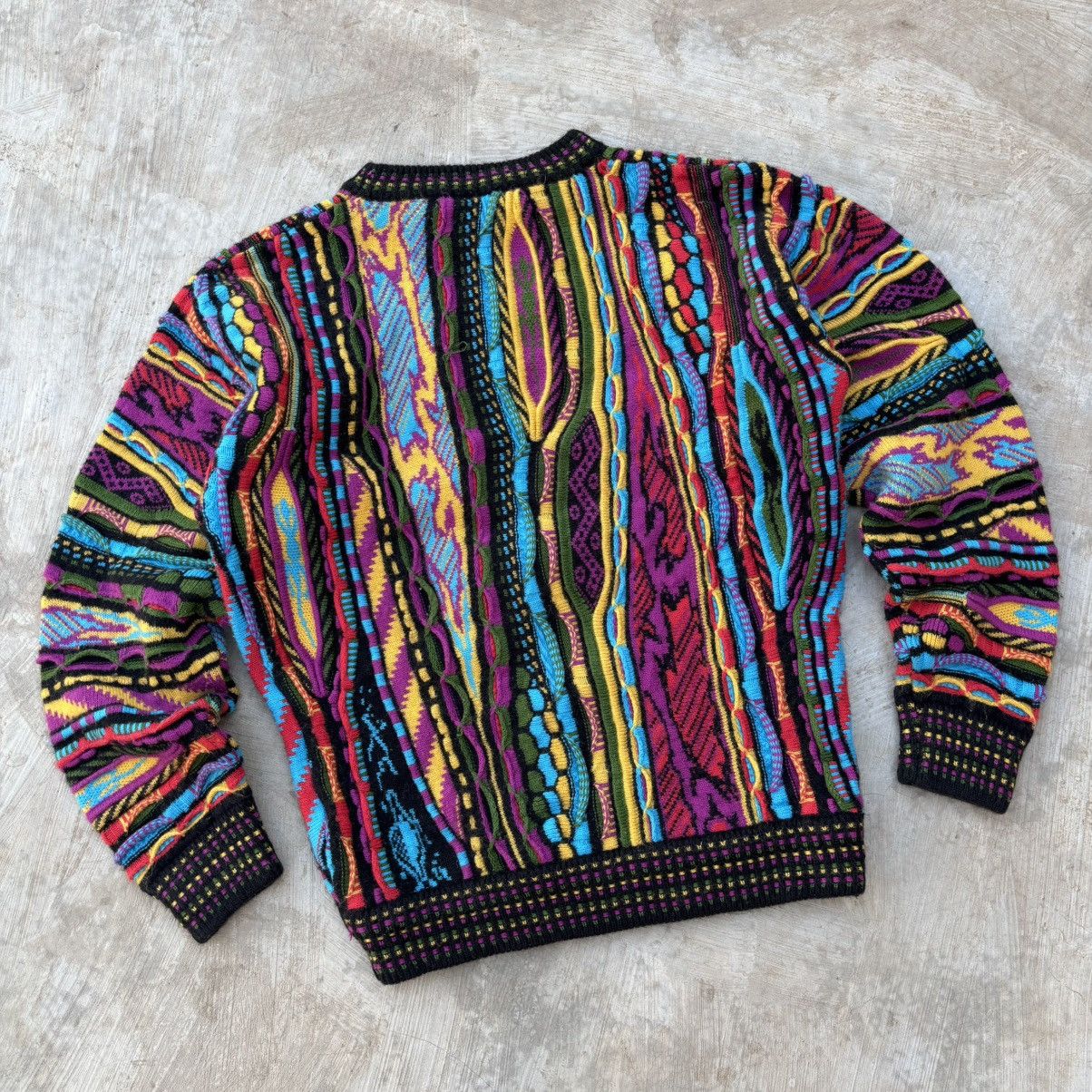 Coogi Vintage 90s Coogi 3D Knitwear Sweater Size US S / EU 44-46 / 1 - 10 Thumbnail