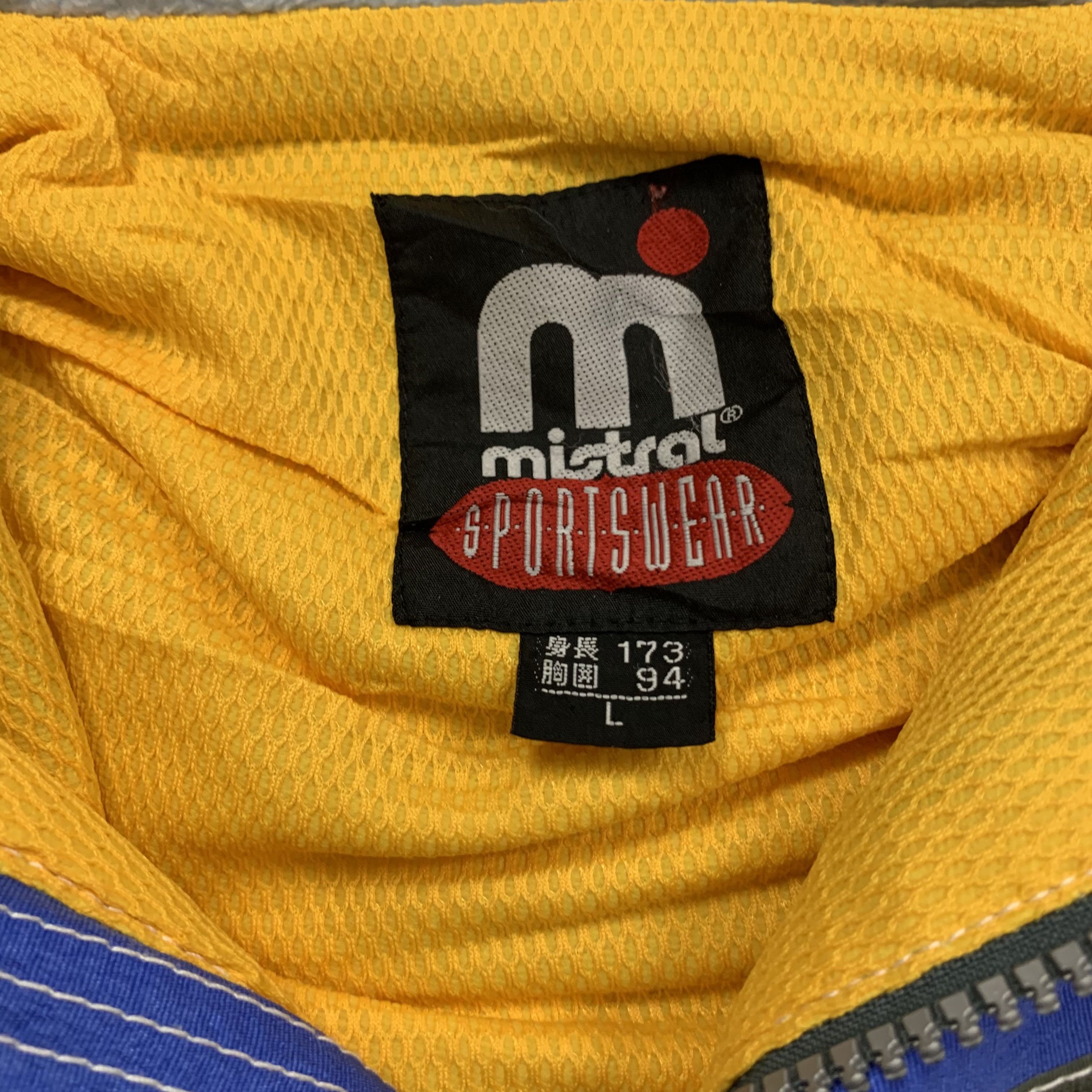 Vintage Vintage Mistral Sweden Ski Team Jacket Snowboard Size US L / EU 52-54 / 3 - 11 Thumbnail
