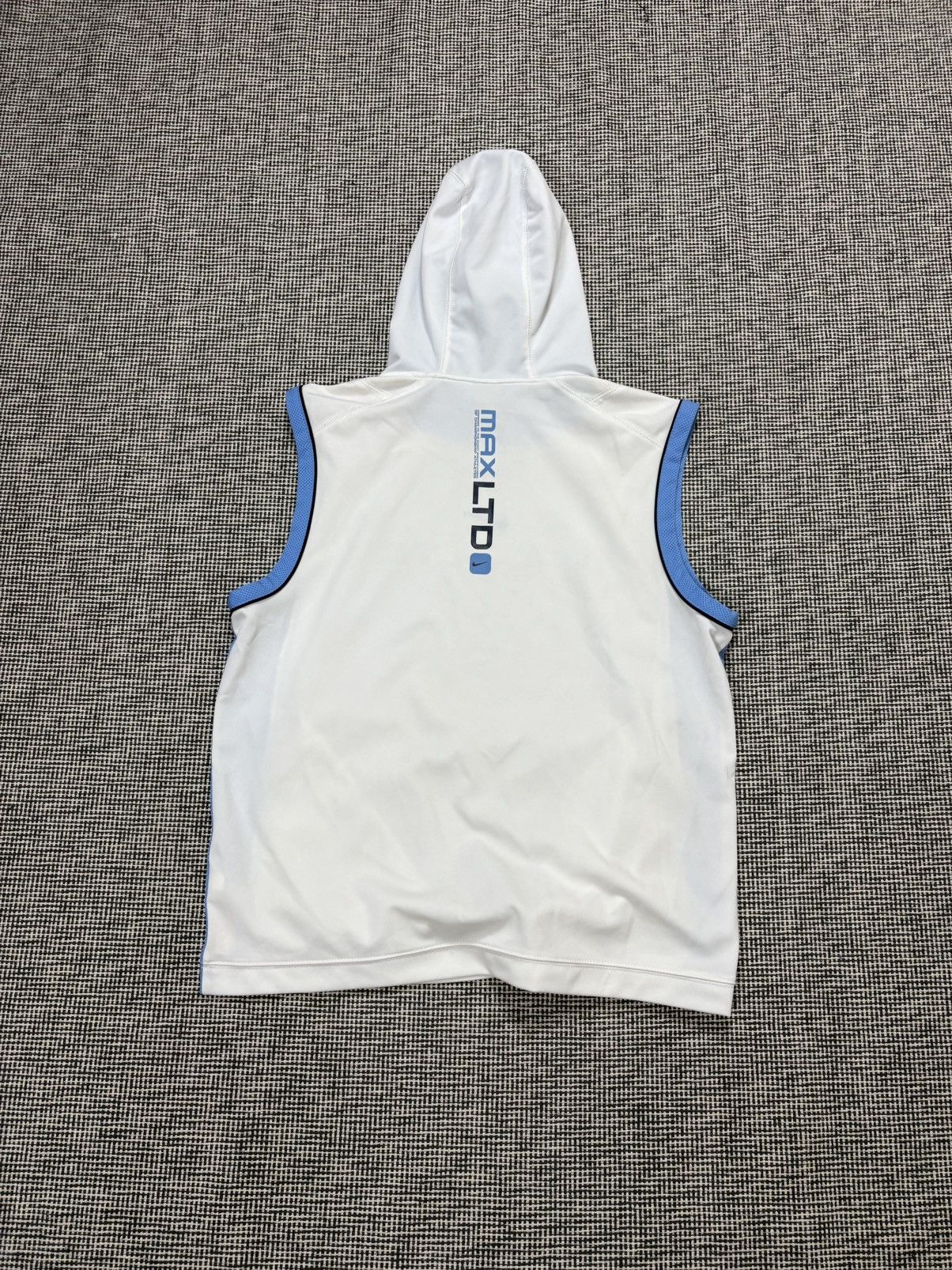 Nike Nike silver tag y2k air max ltd sleeveless hoodie eminem Size US L / EU 52-54 / 3 - 2 Thumbnail