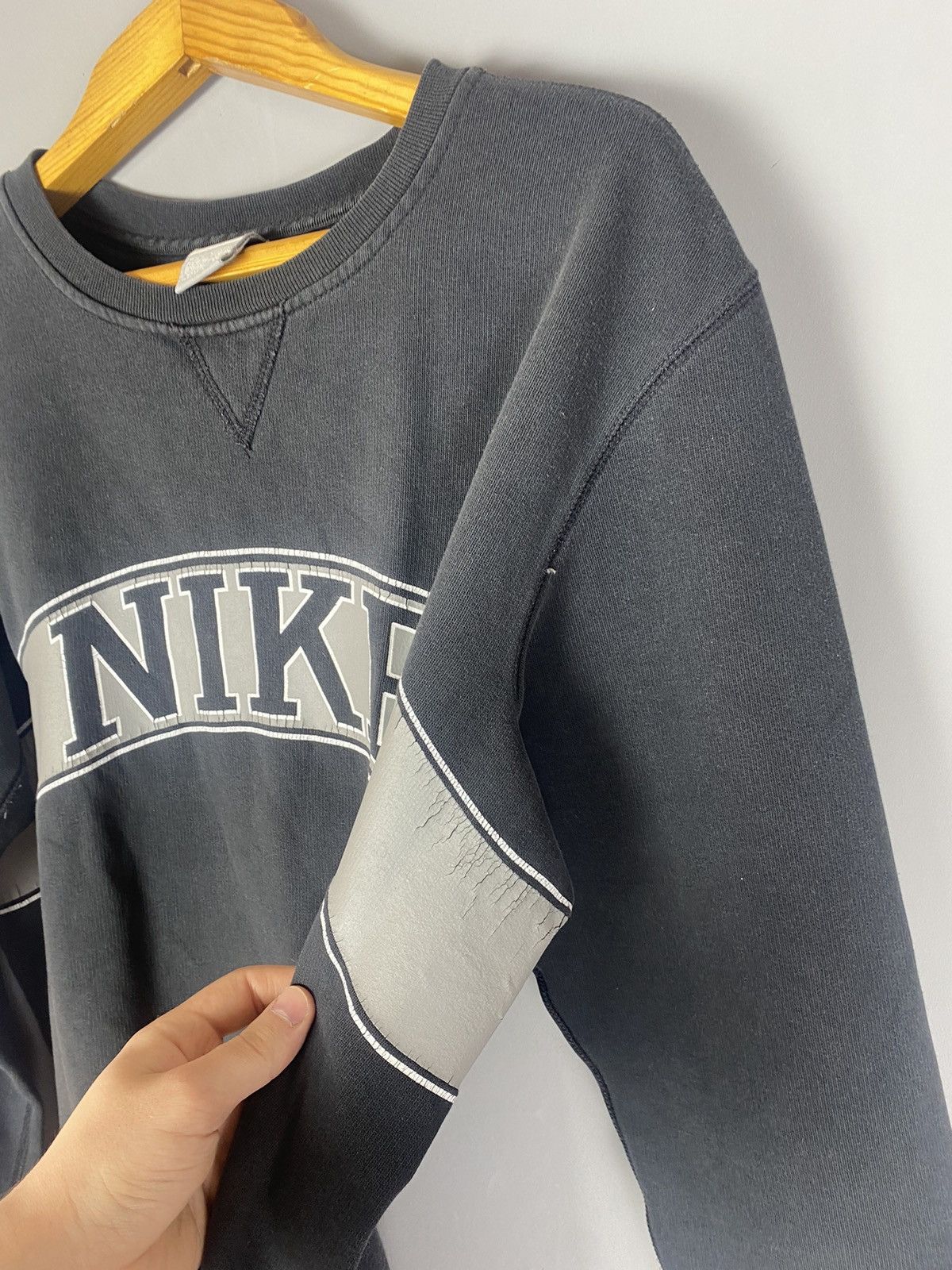 Nike Vintage Nike sweatshirt Size US L / EU 52-54 / 3 - 5 Thumbnail