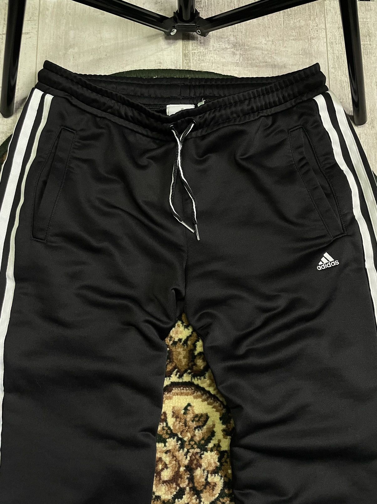 Adidas Vintage Adidas Y2K Baggy Sweatpants 00’s Black RARE Size 25" / US 0 / IT 36 - 3 Thumbnail
