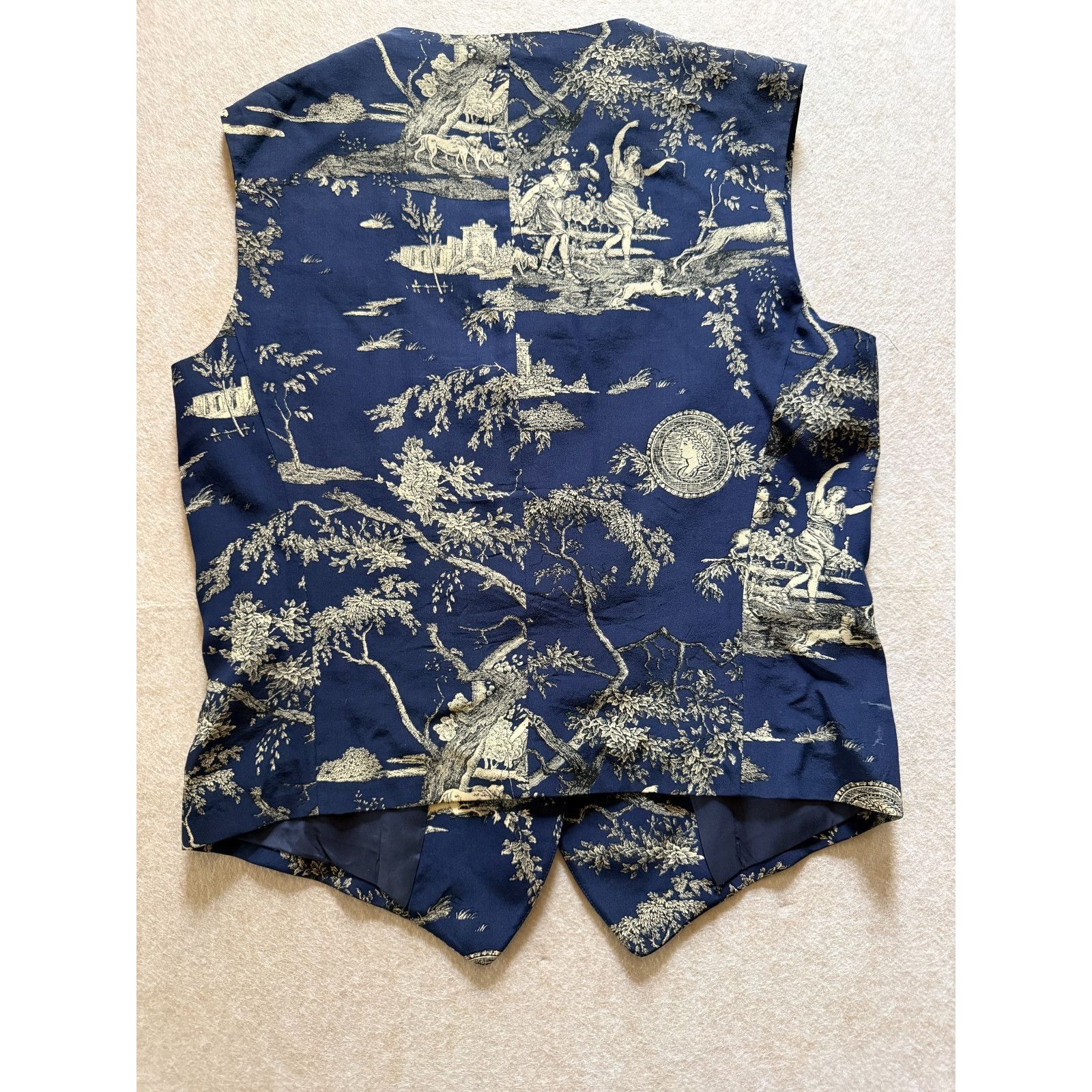 J.McLaughlin J. McLaughlin Silk Chinoiserie Vest Blue Button Front Print Size S / US 4 / IT 40 - 6 Thumbnail