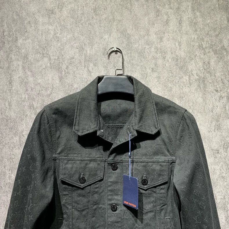 Louis Vuitton Louis Vuitton Black dark print denim jacket 2501-Nextarrow Size US S / EU 44-46 / 1 - 7 Thumbnail