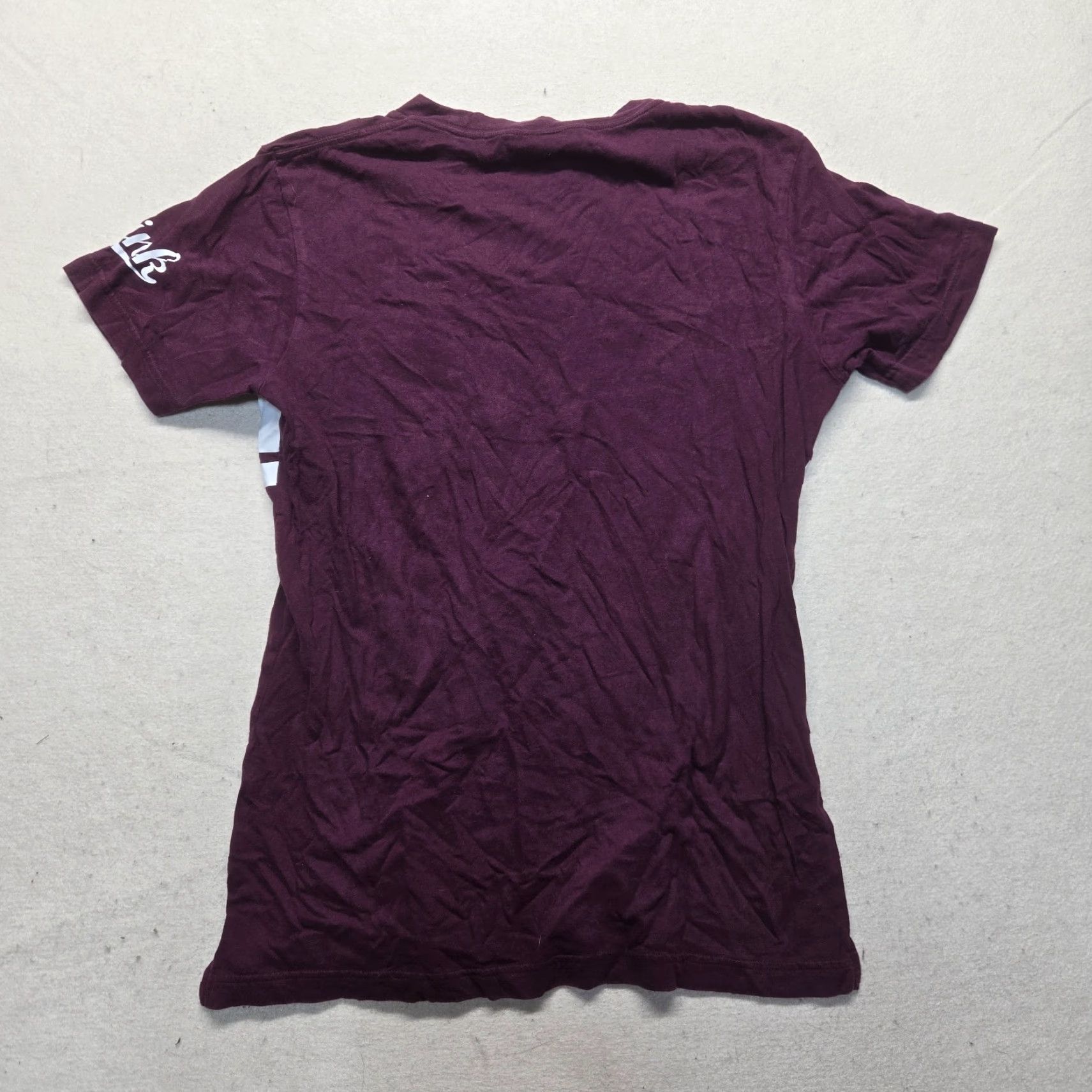 Victoria's Secret VS Pink Victoria's Secret - T-Shirt - Shirt - Adult Women - XS - Purple - Pocket Tee - 90s? (No, avoid new details) Size XS / US 0-2 / IT 36-38 - 6 Thumbnail