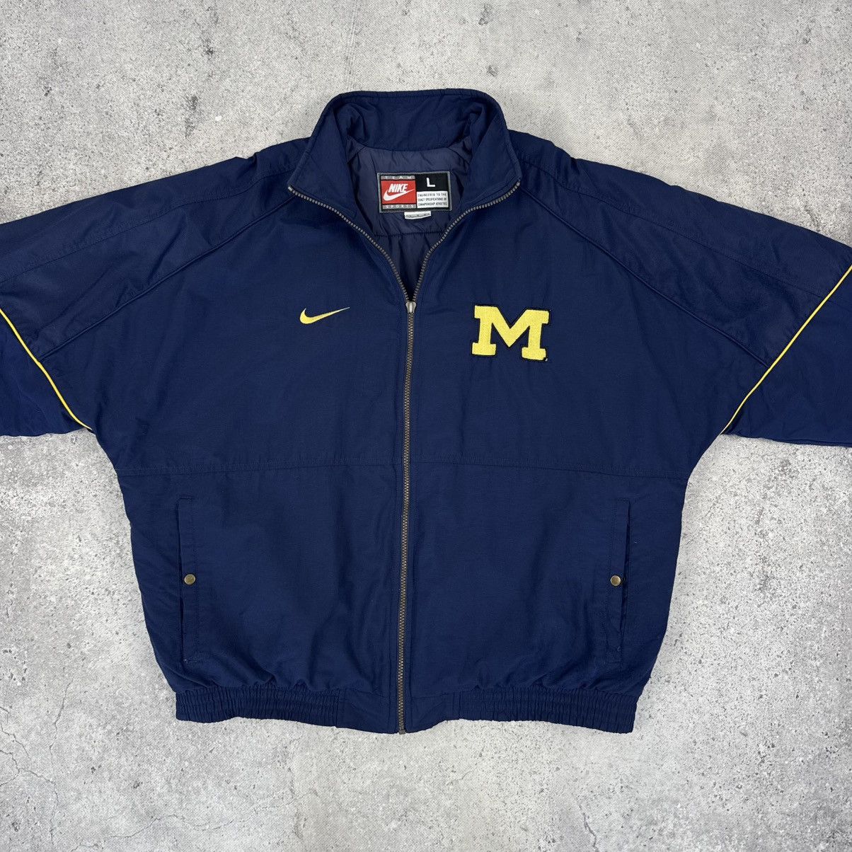 Nike × Vintage Vintage Nike Michigan Wolverines 90s Padded Jacket Size US L / EU 52-54 / 3 - 5 Thumbnail