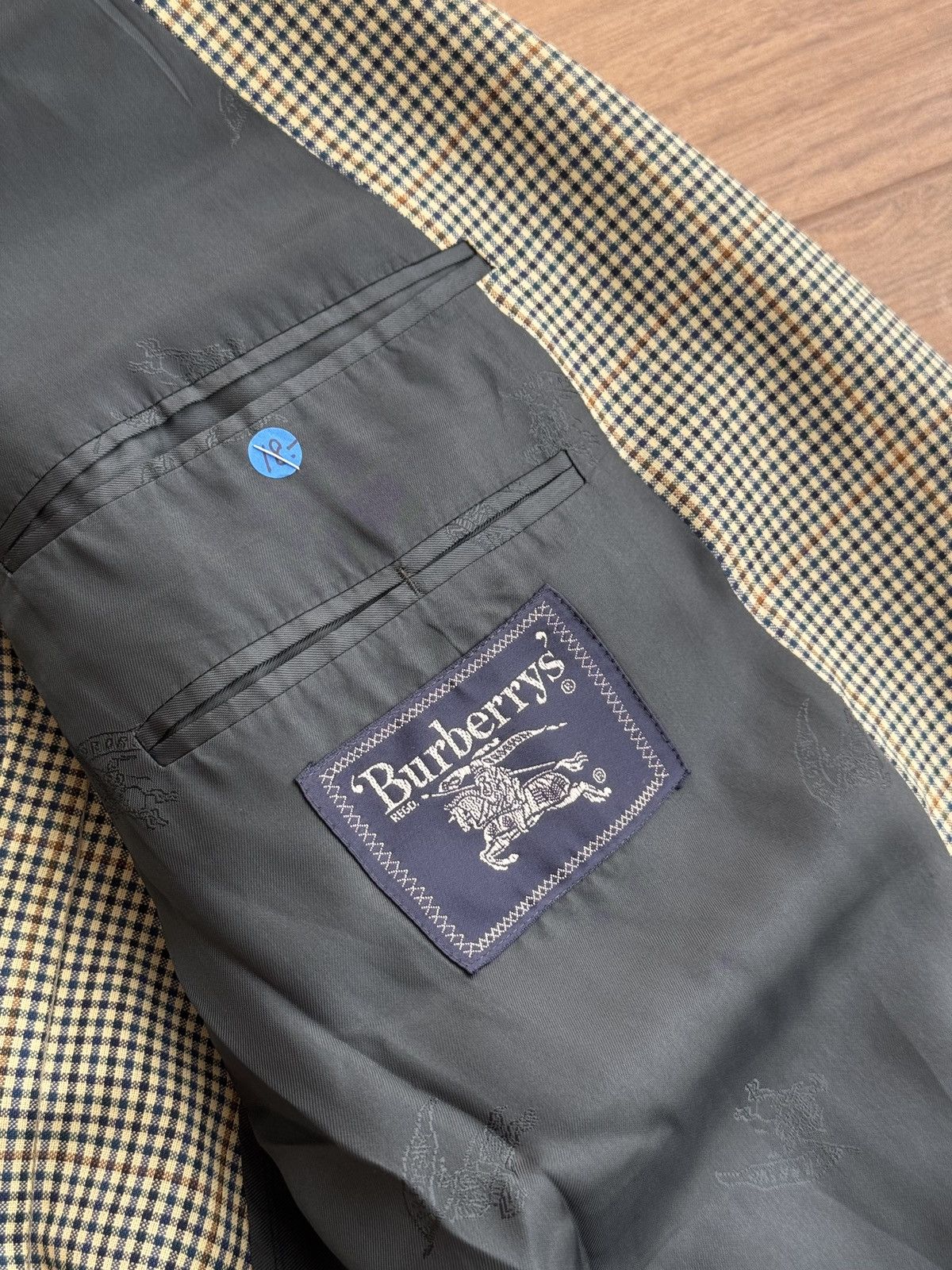 Burberry × Vintage Vintage Burberry Checkered Luxury Two Buttons Blazer Size 46L - 8 Thumbnail