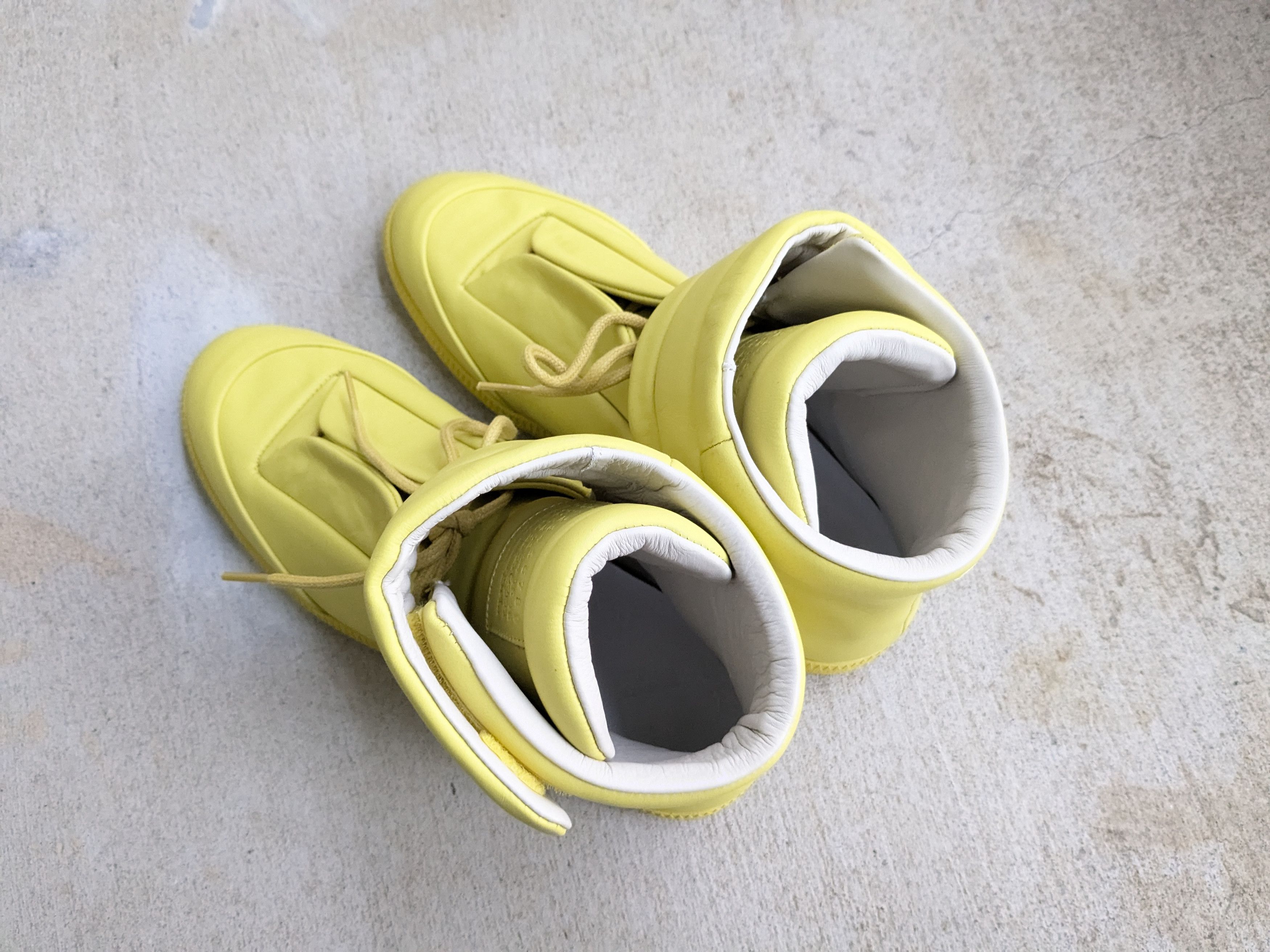 Maison Margiela Maison Margiela Future Neon Yellow 10 43 High Tops Leather Size US 10 / EU 43 - 17 Thumbnail